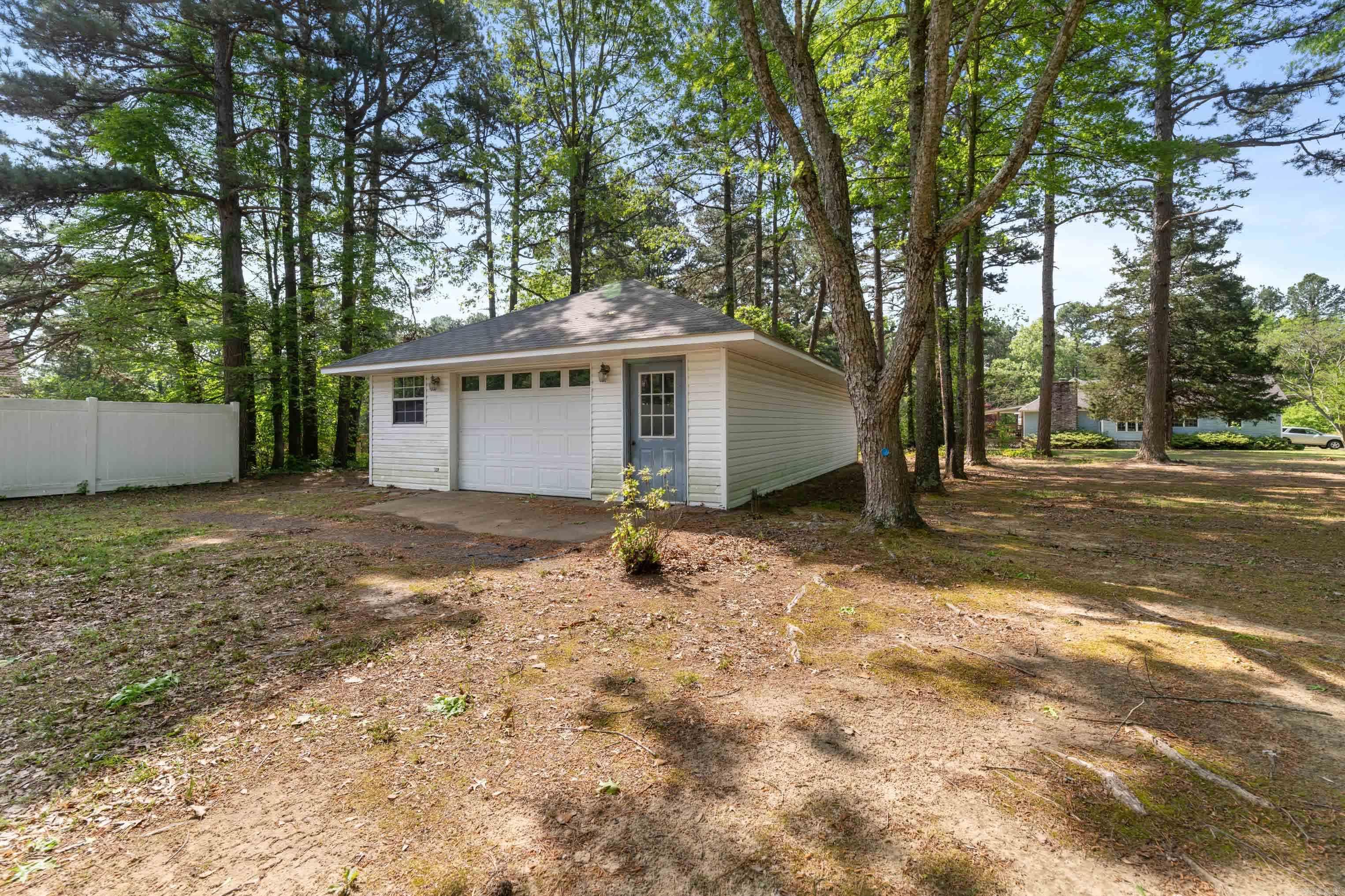 2 Plantation Drive East  Heber Springs, AR