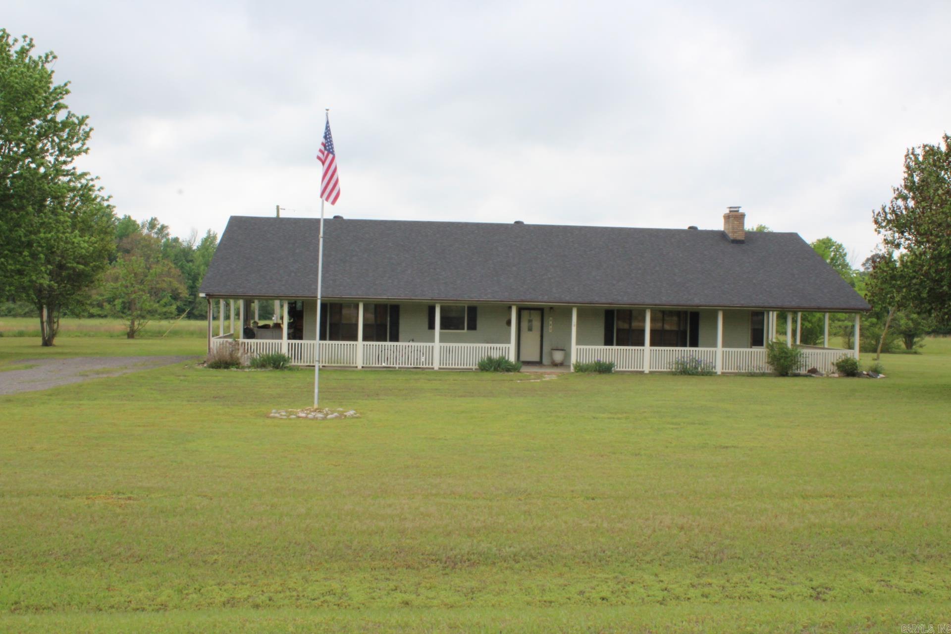 442 Blue Bayou Road Nashville, AR 71852