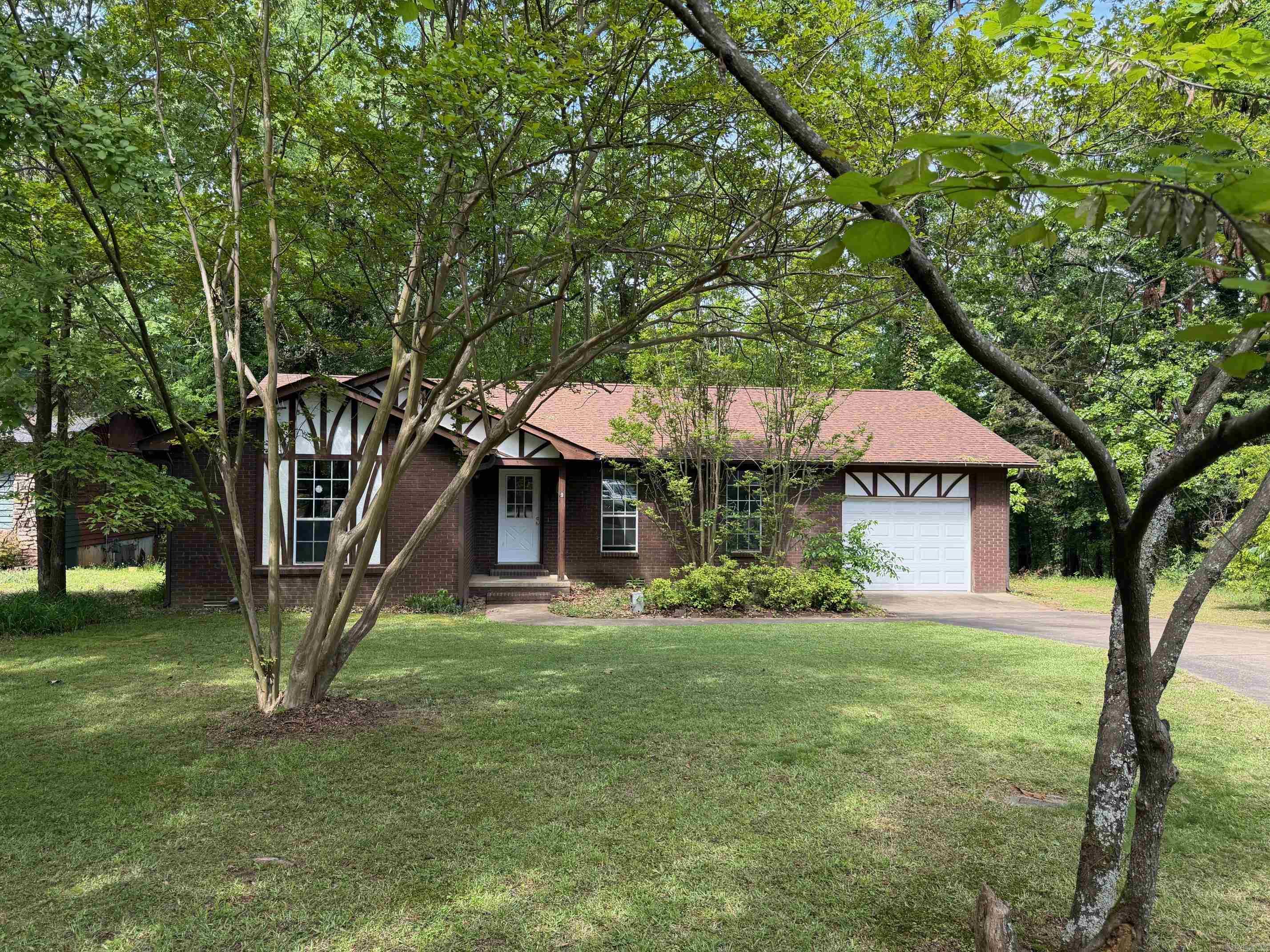 9 King  Clarksville, AR