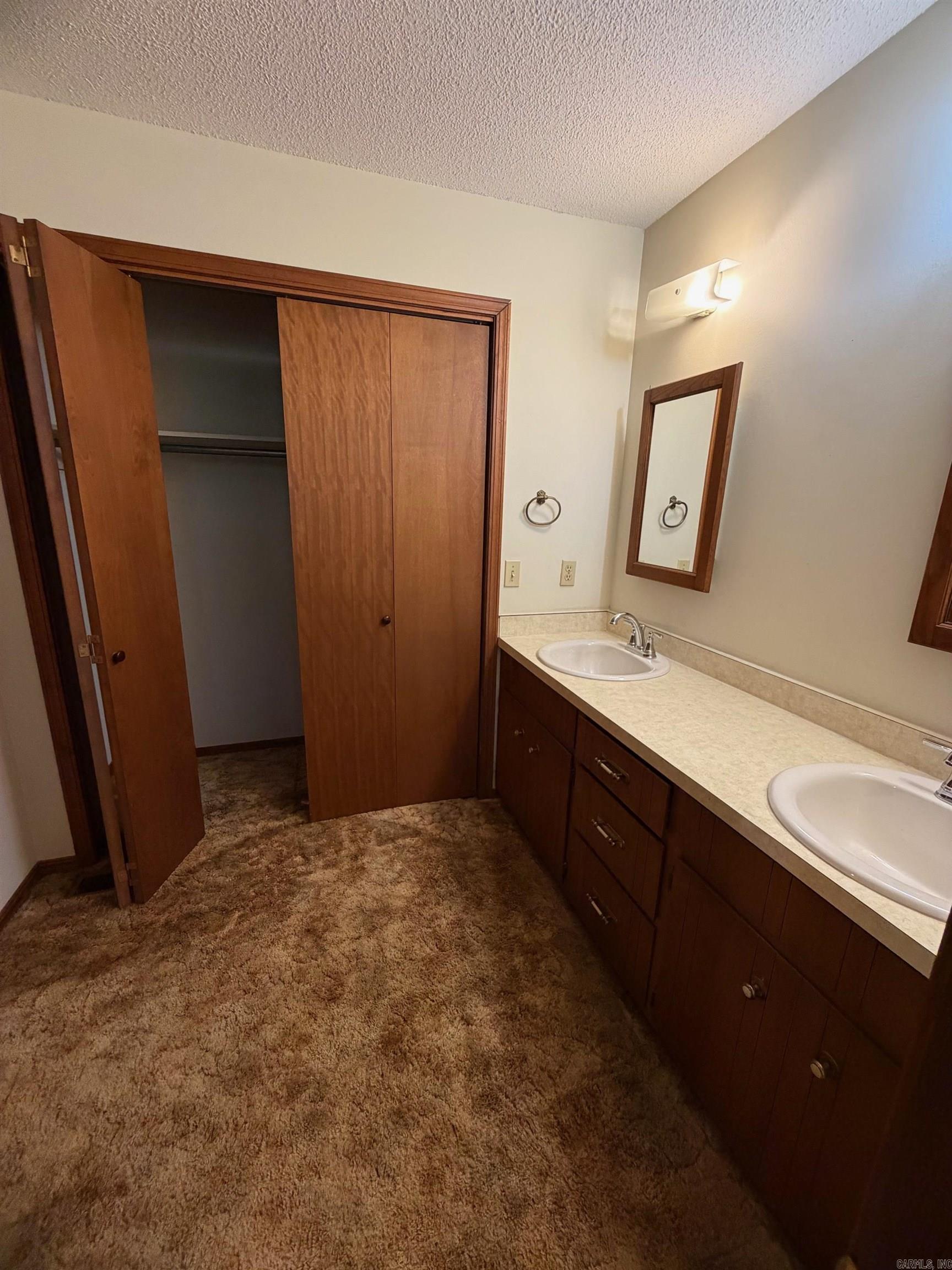 9 King Drive Clarksville, AR 72830