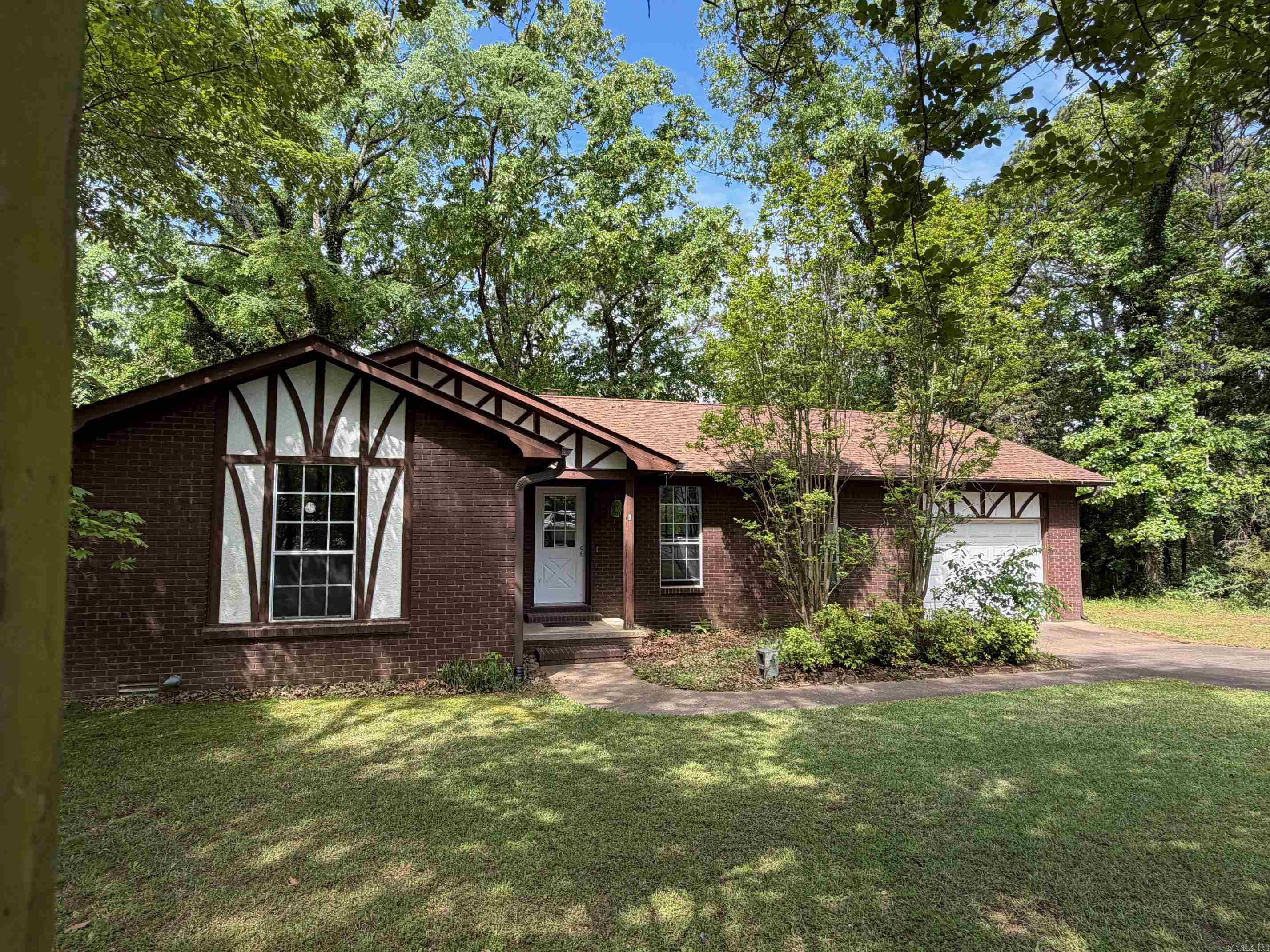 9 King  Clarksville, AR