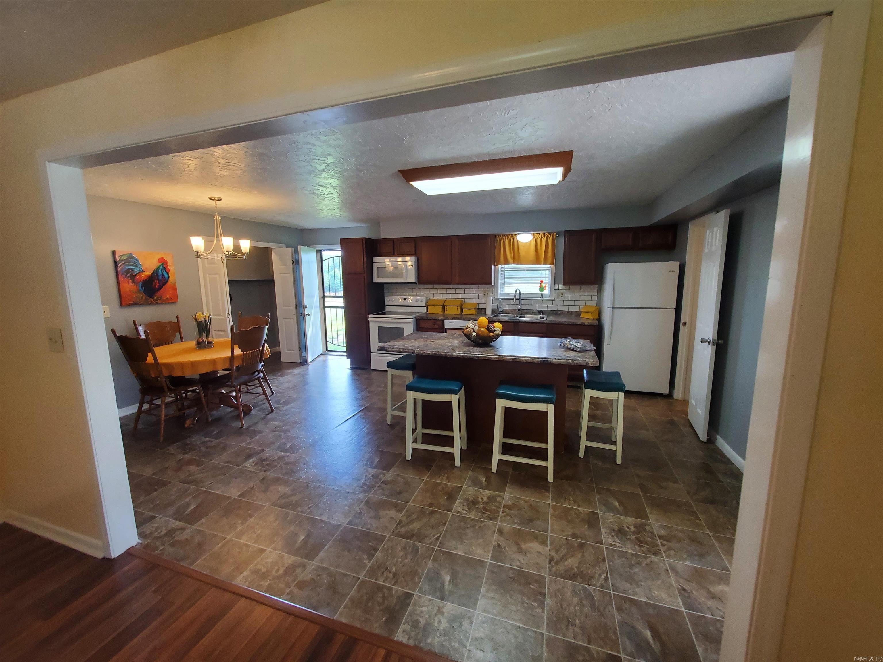 477 Ann  Piggott, AR