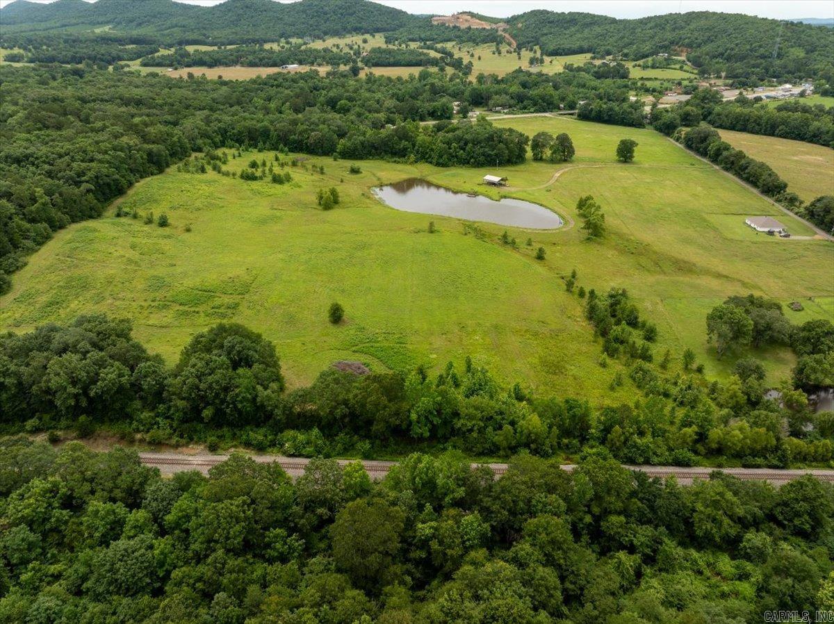 156 Frontier Ln.  Mena, AR