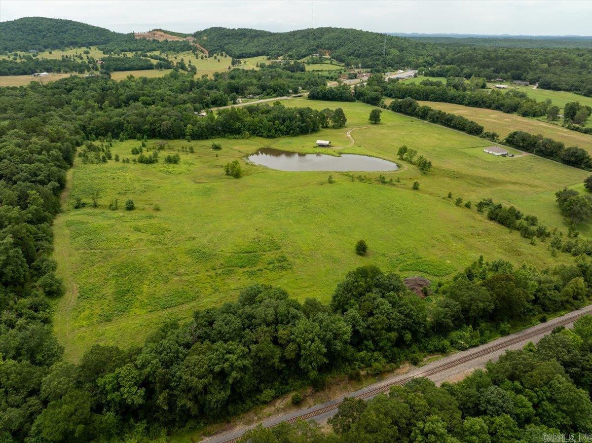 156 Frontier Ln.  Mena, AR