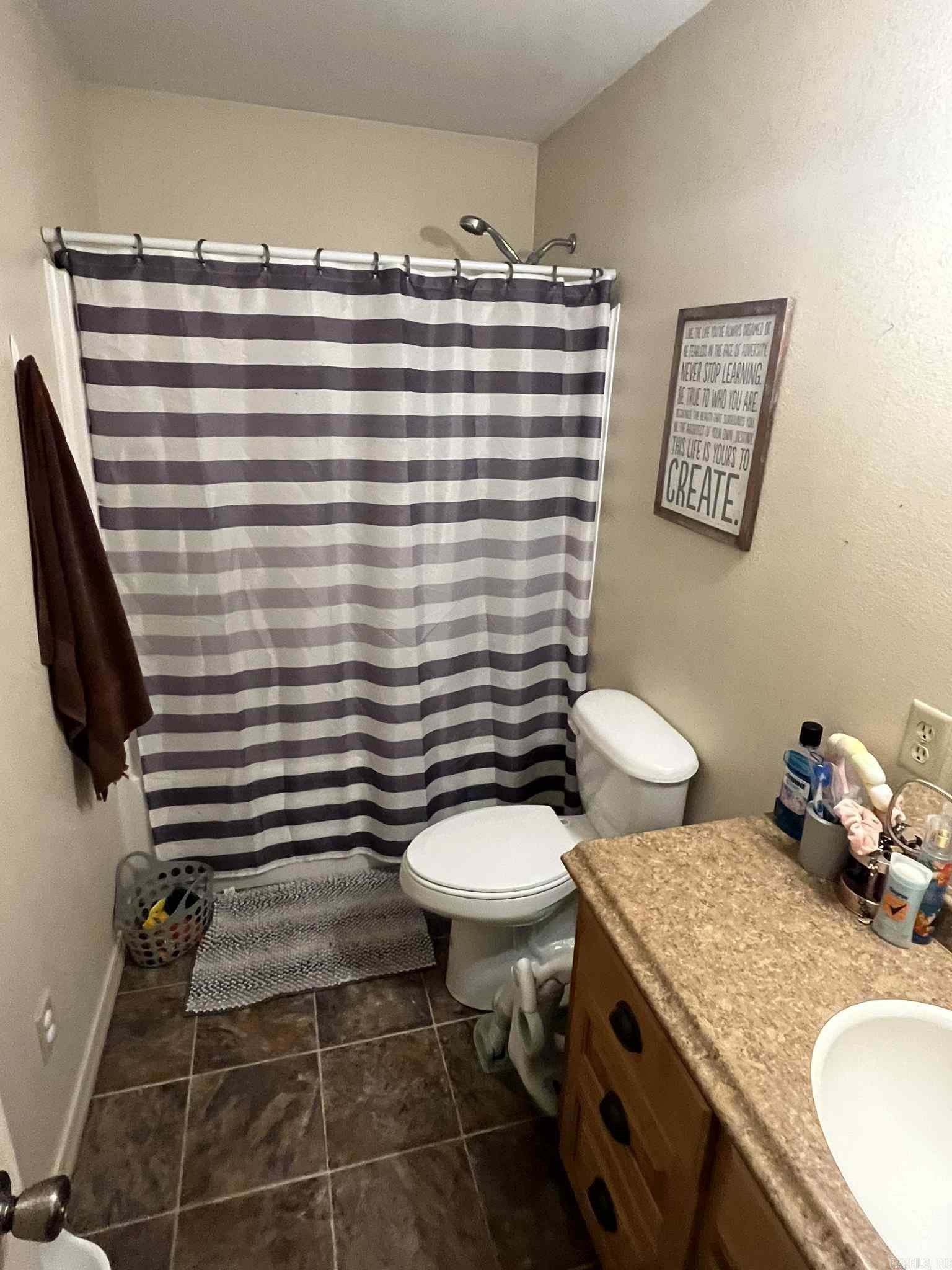 156 Frontier Ln.  Mena, AR