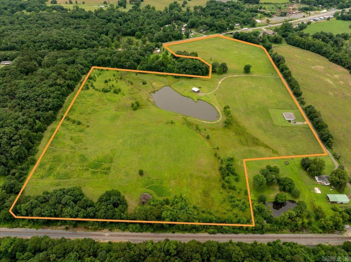 156 Frontier Ln.  Mena, AR