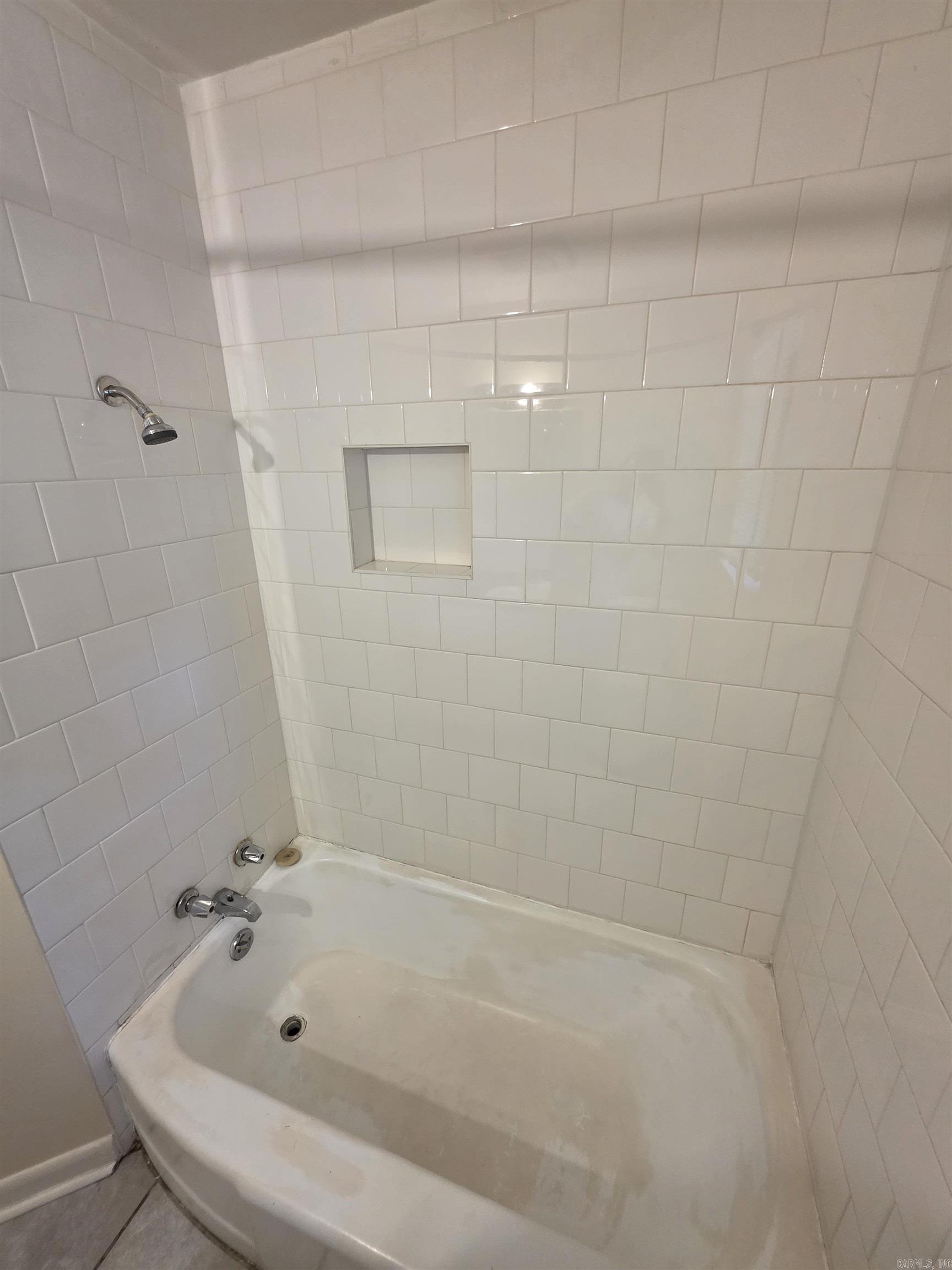 99 Broadmoor  Little Rock, AR