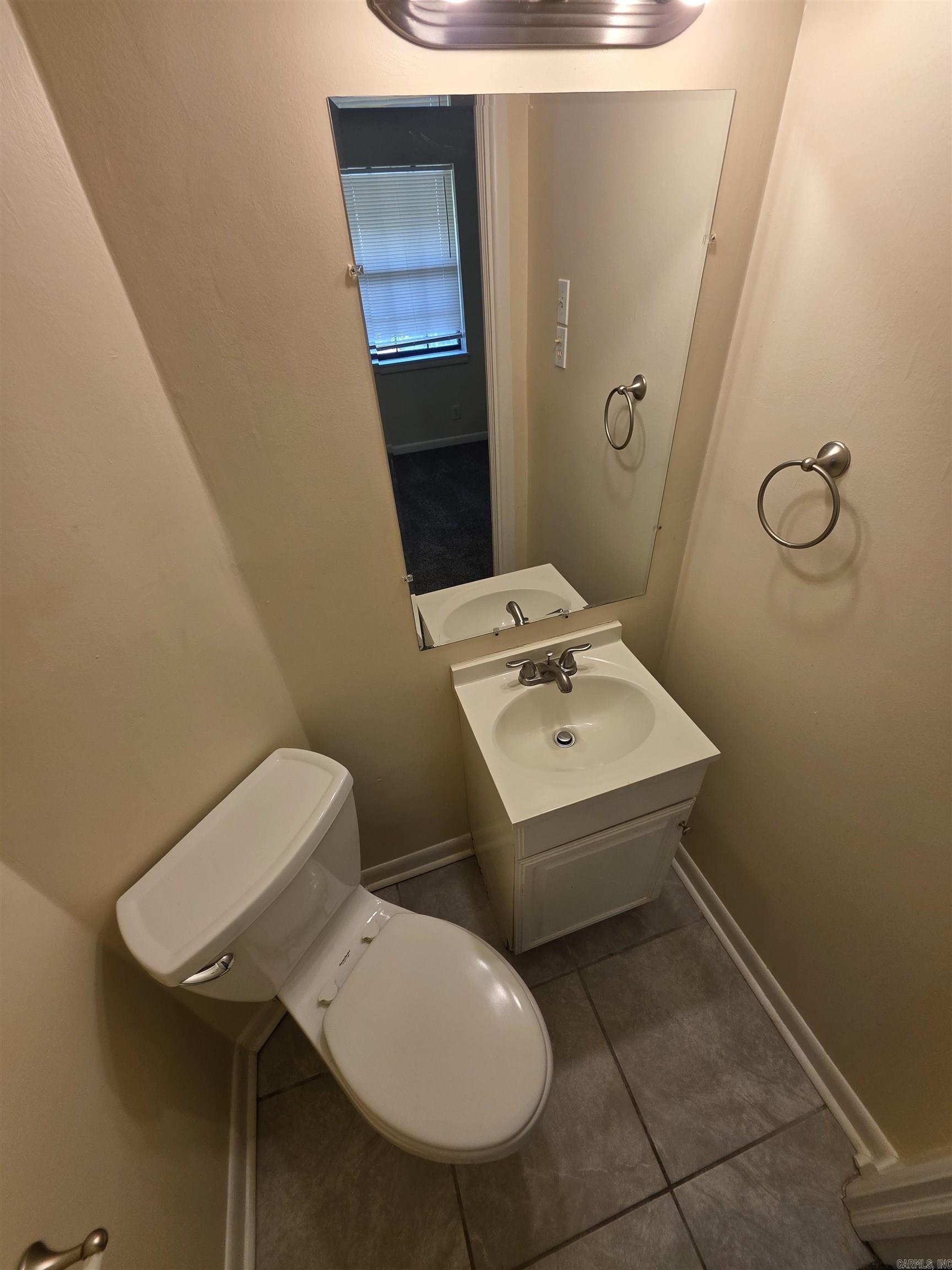 99 Broadmoor  Little Rock, AR