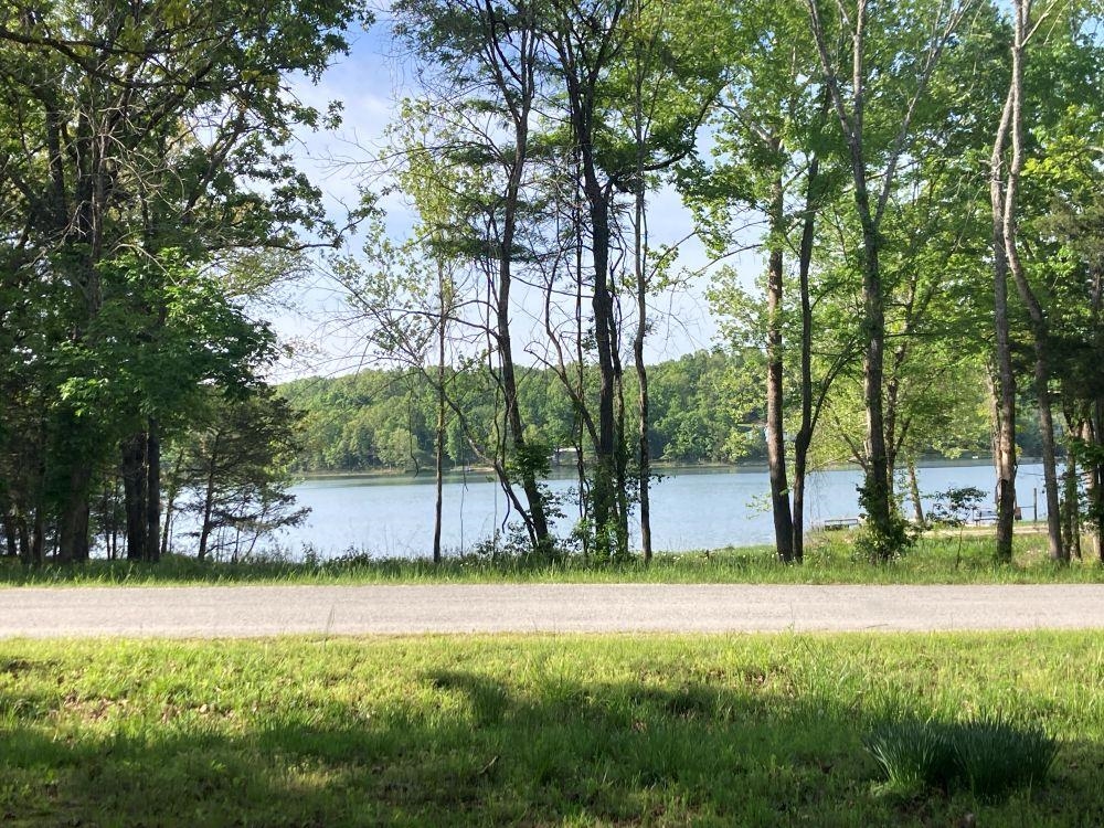 2204 E Diamond Lake  Horseshoe Bend, AR