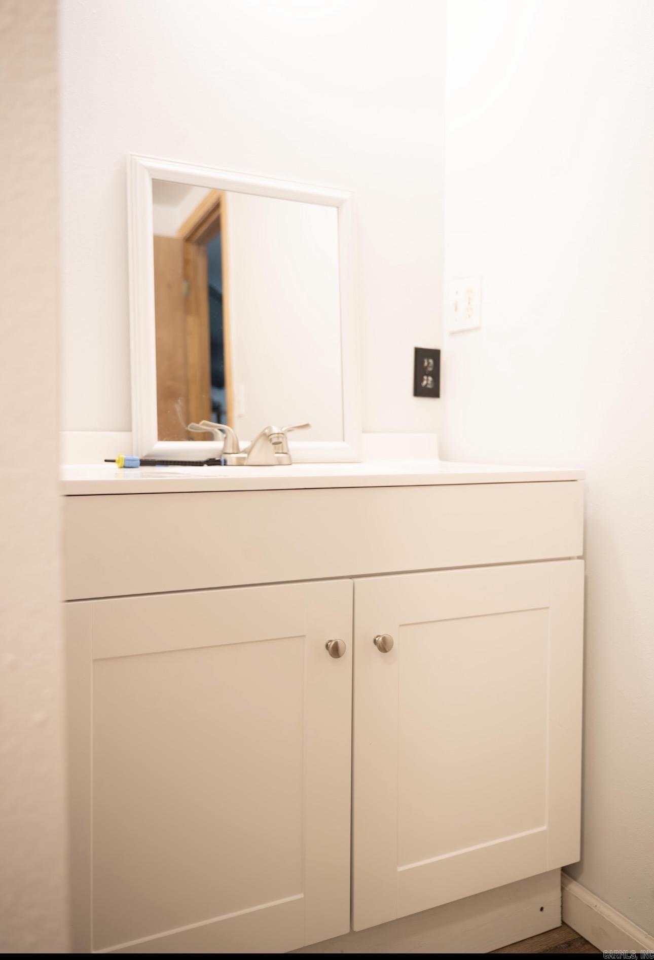 2609 River  Redfield, AR