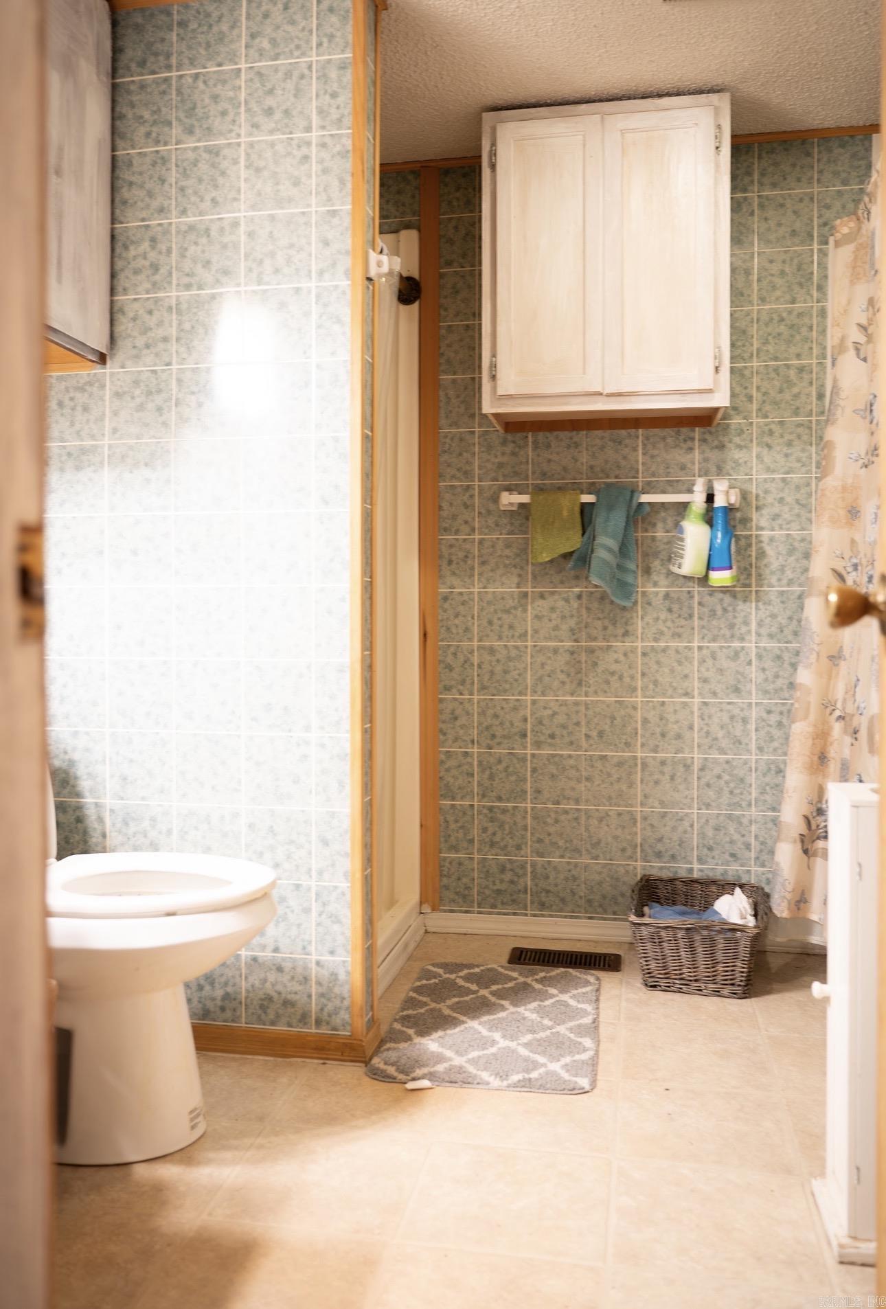 2609 River  Redfield, AR