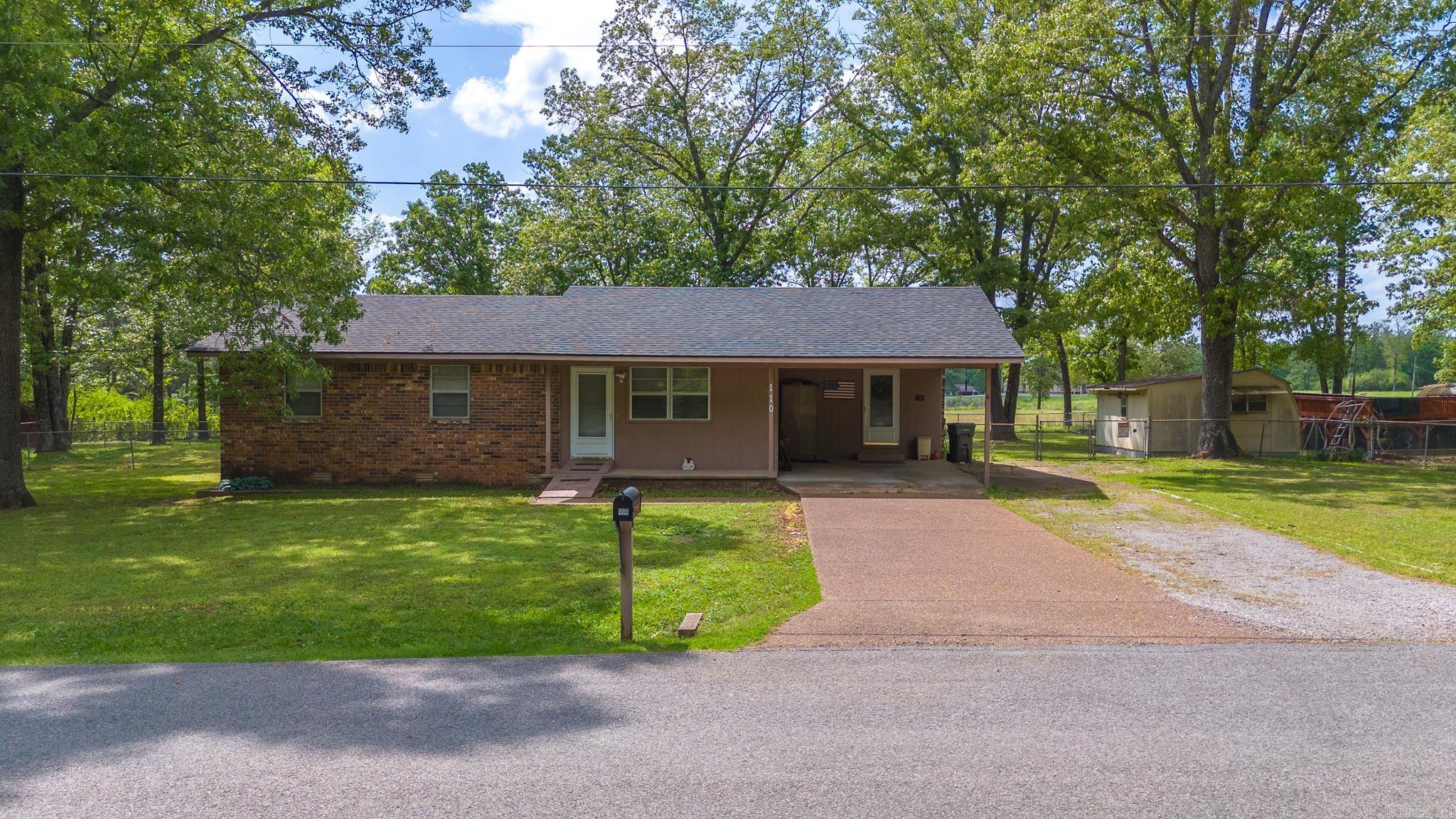 110 Carousel Rd  Southside, AR
