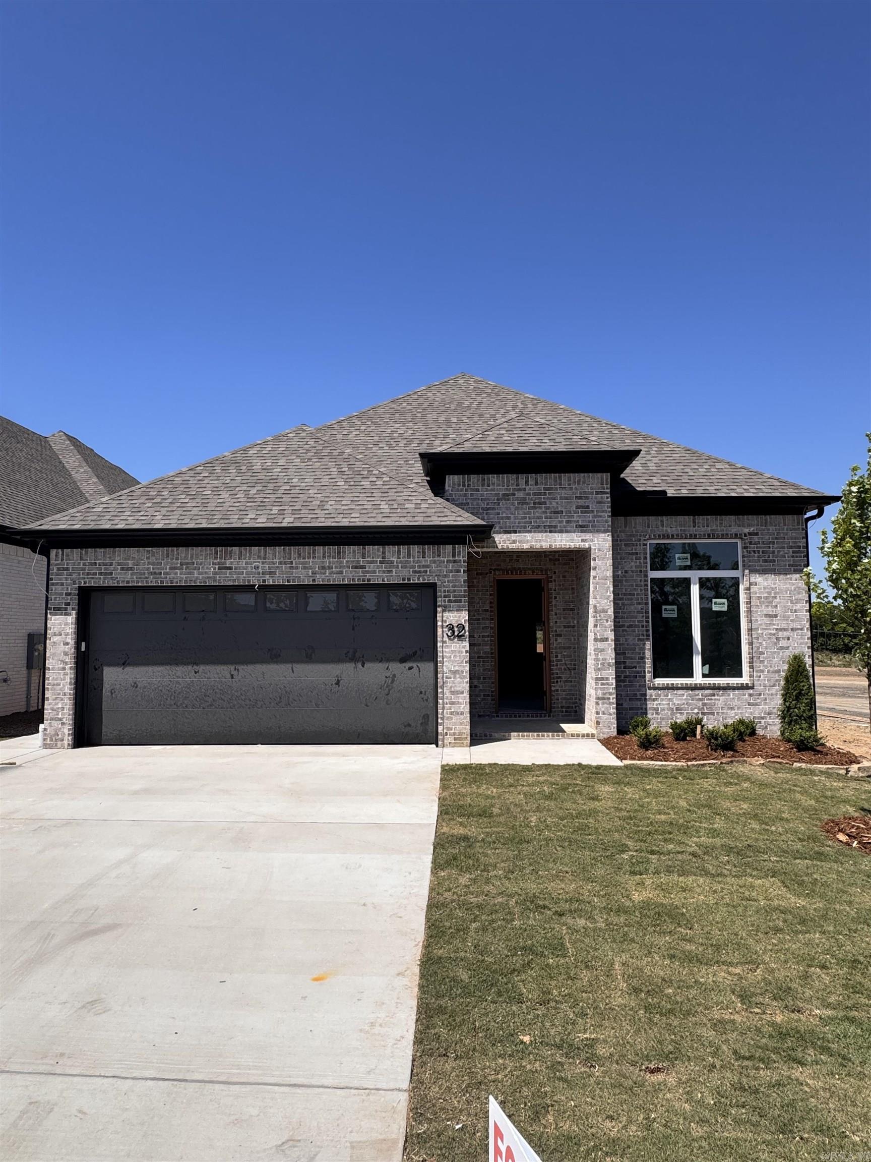 32 Mountain Brook Road