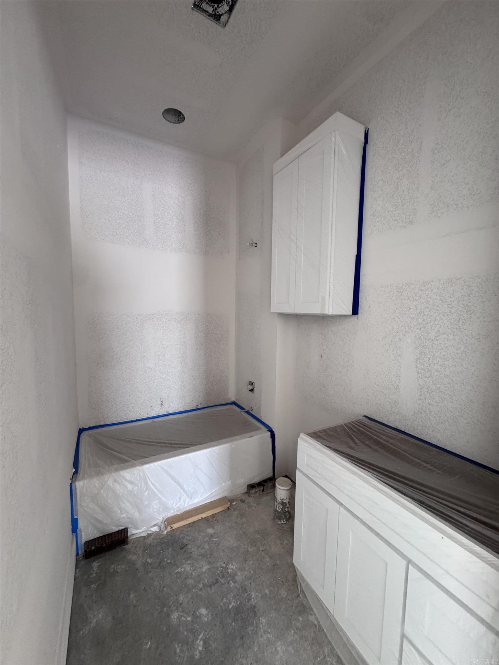 32 Mountain Brook  Little Rock, AR