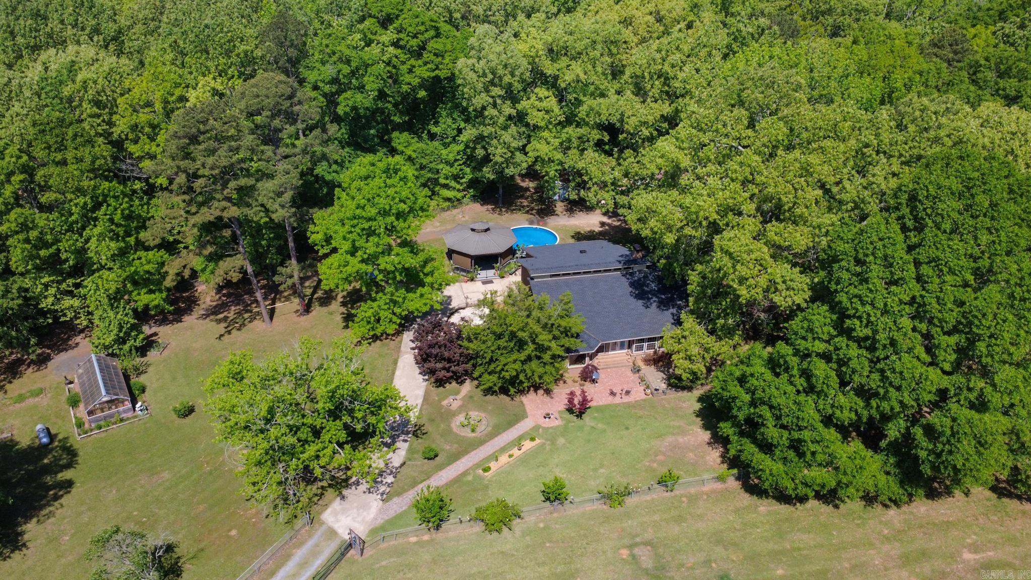 250 Ivy Drive Lonoke, AR 72086