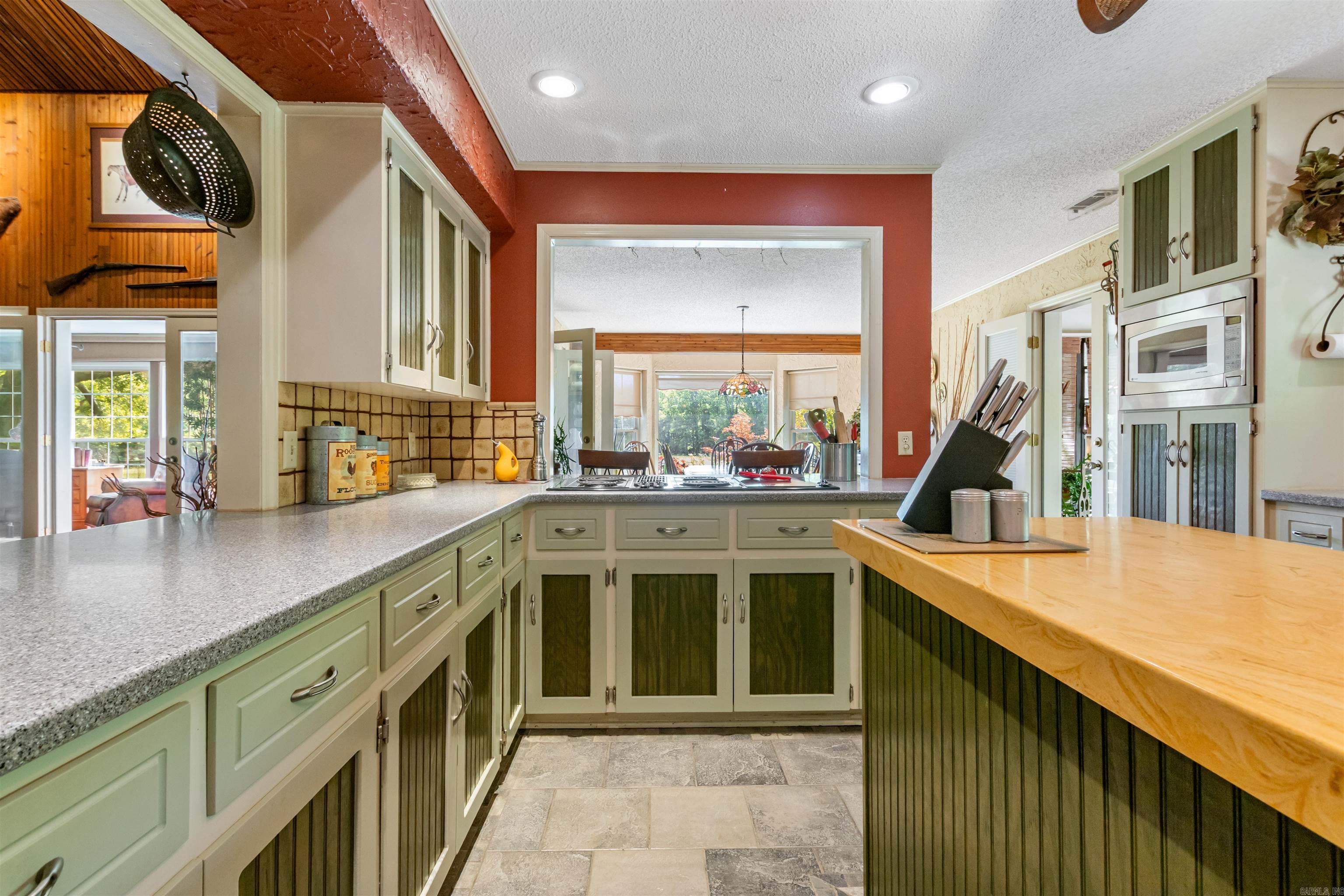 250 Ivy Drive Lonoke, AR 72086