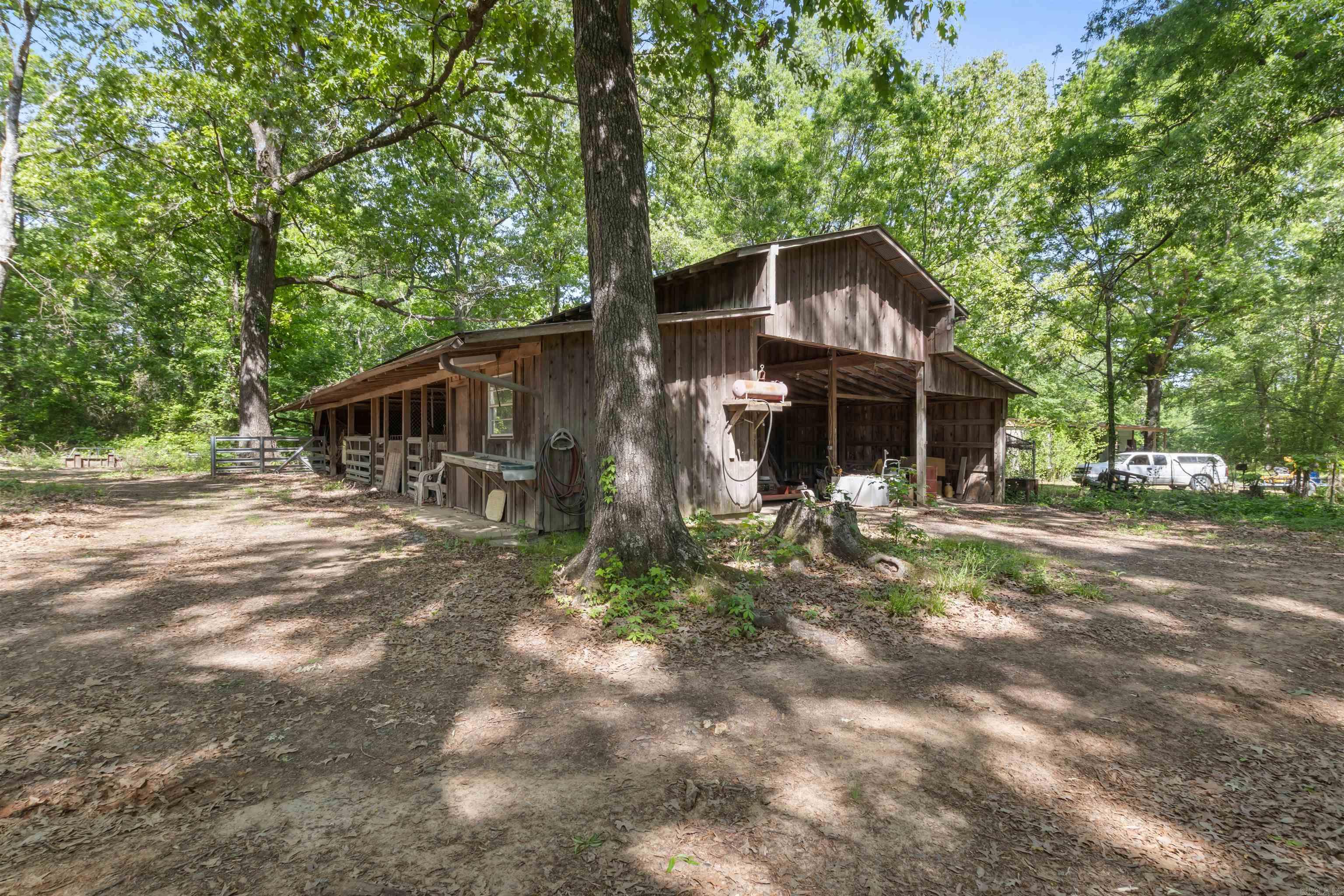 250 Ivy Drive Lonoke, AR 72086