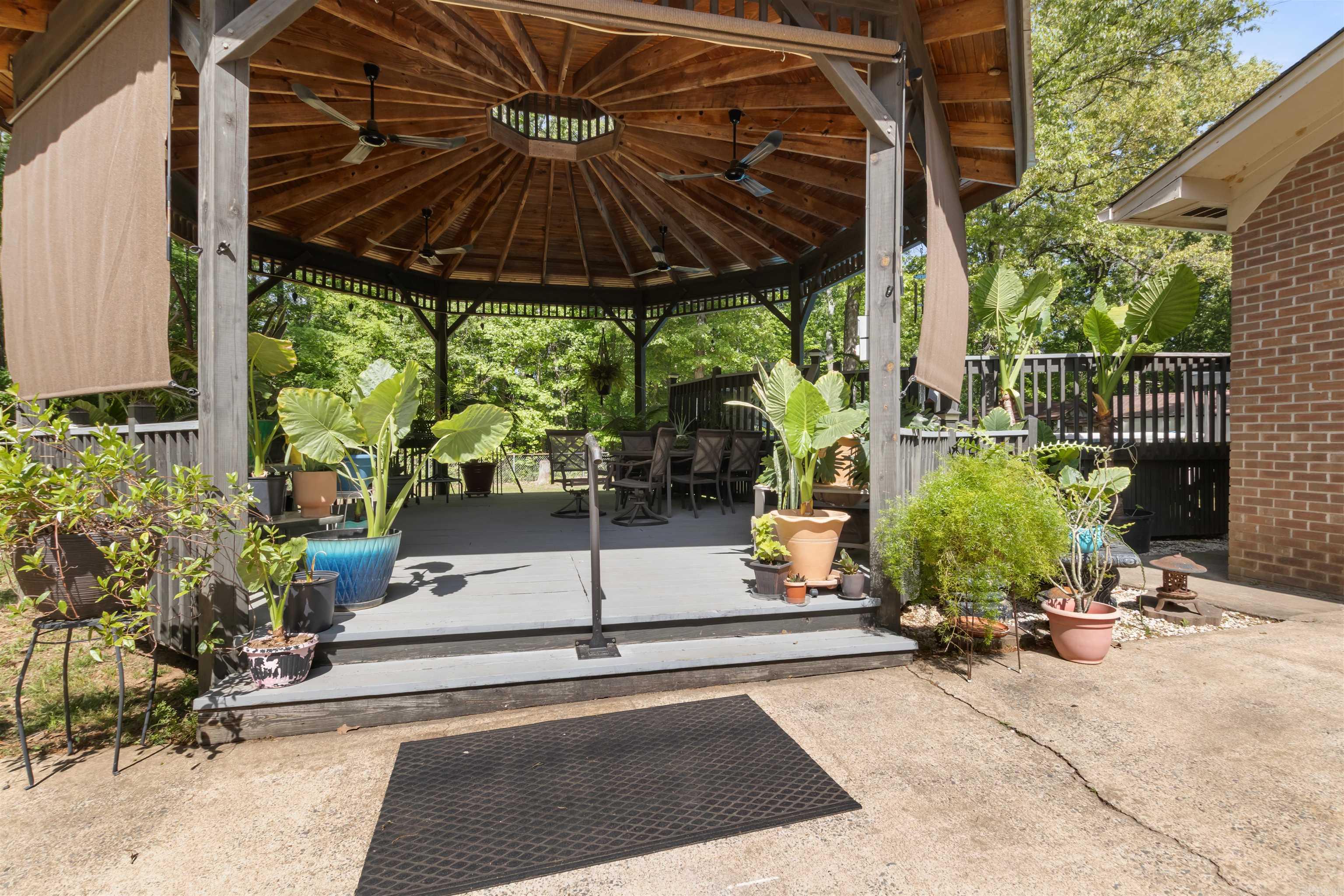 250 Ivy Drive Lonoke, AR 72086