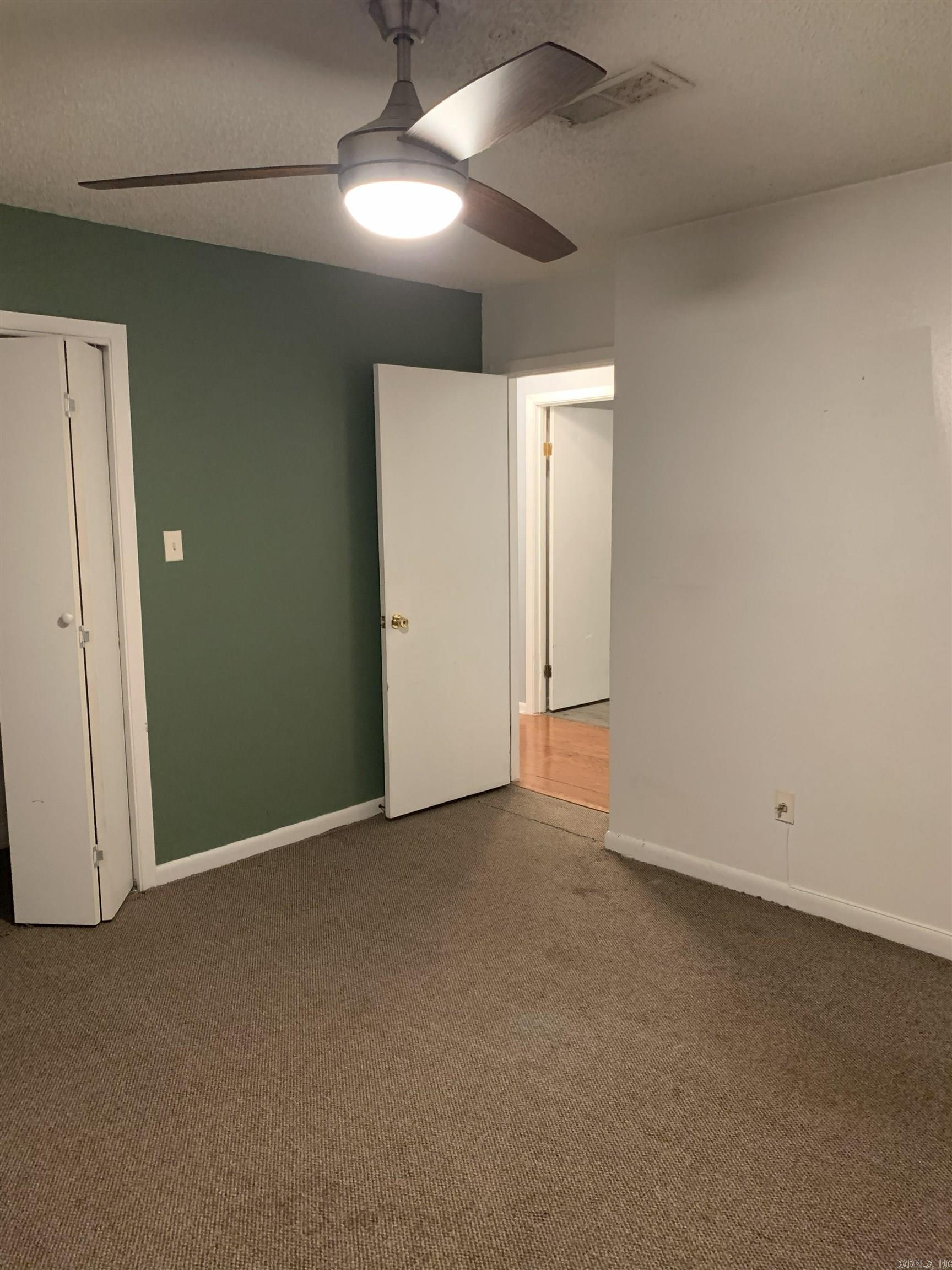 3609 Old Warren  Pine Bluff, AR