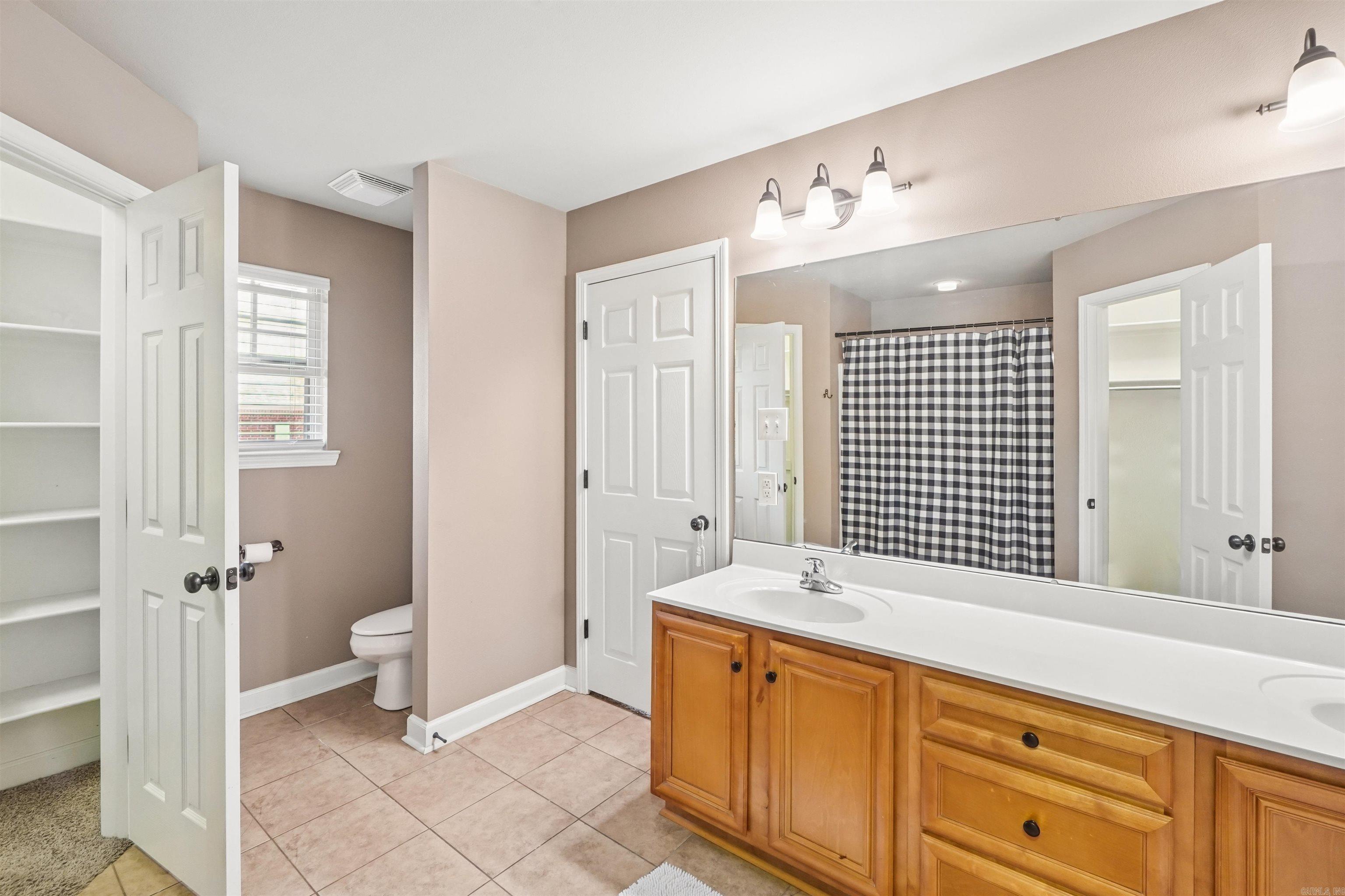 500 Meadow Lynn  Morrilton, AR