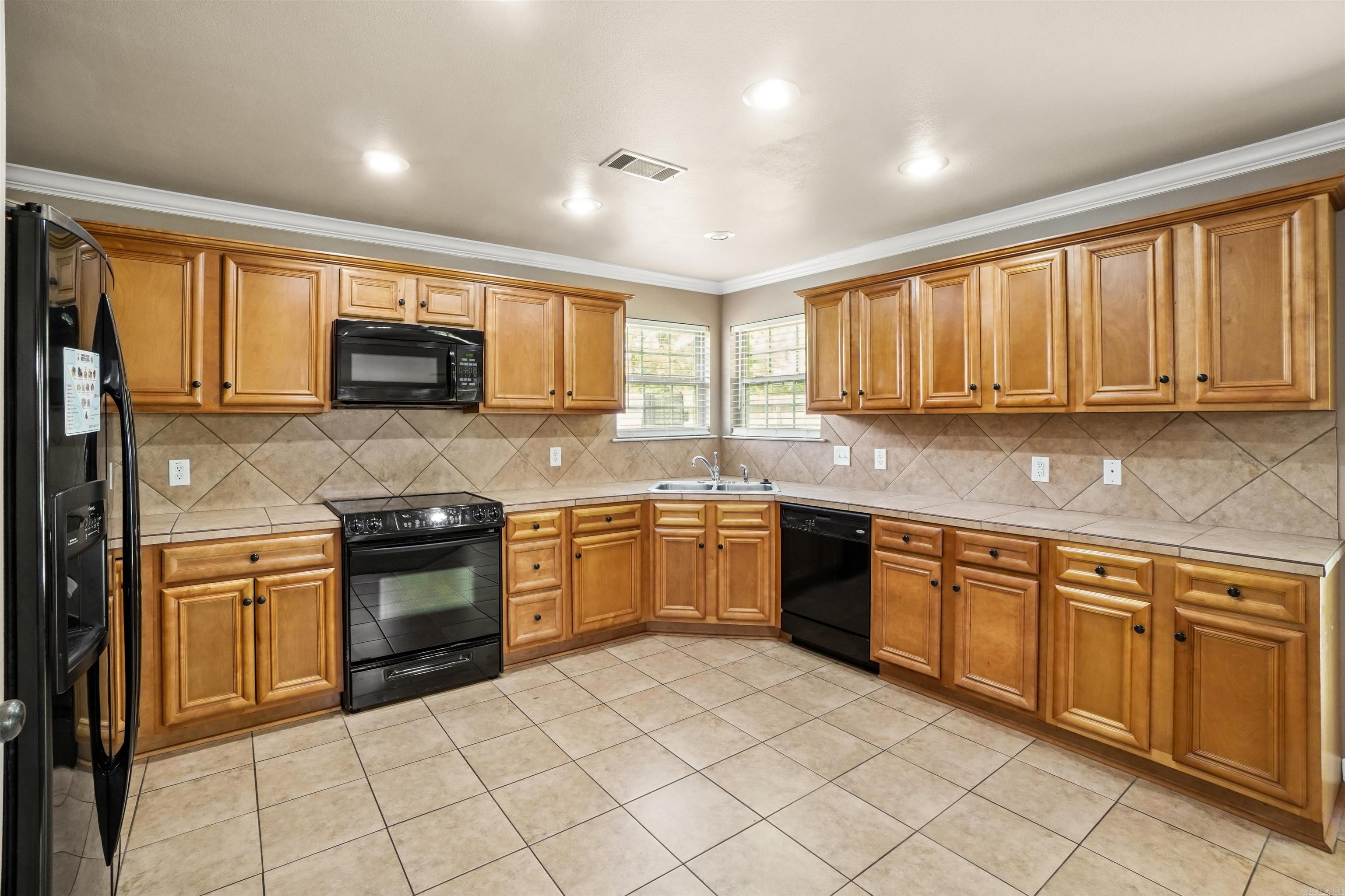 500 Meadow Lynn  Morrilton, AR