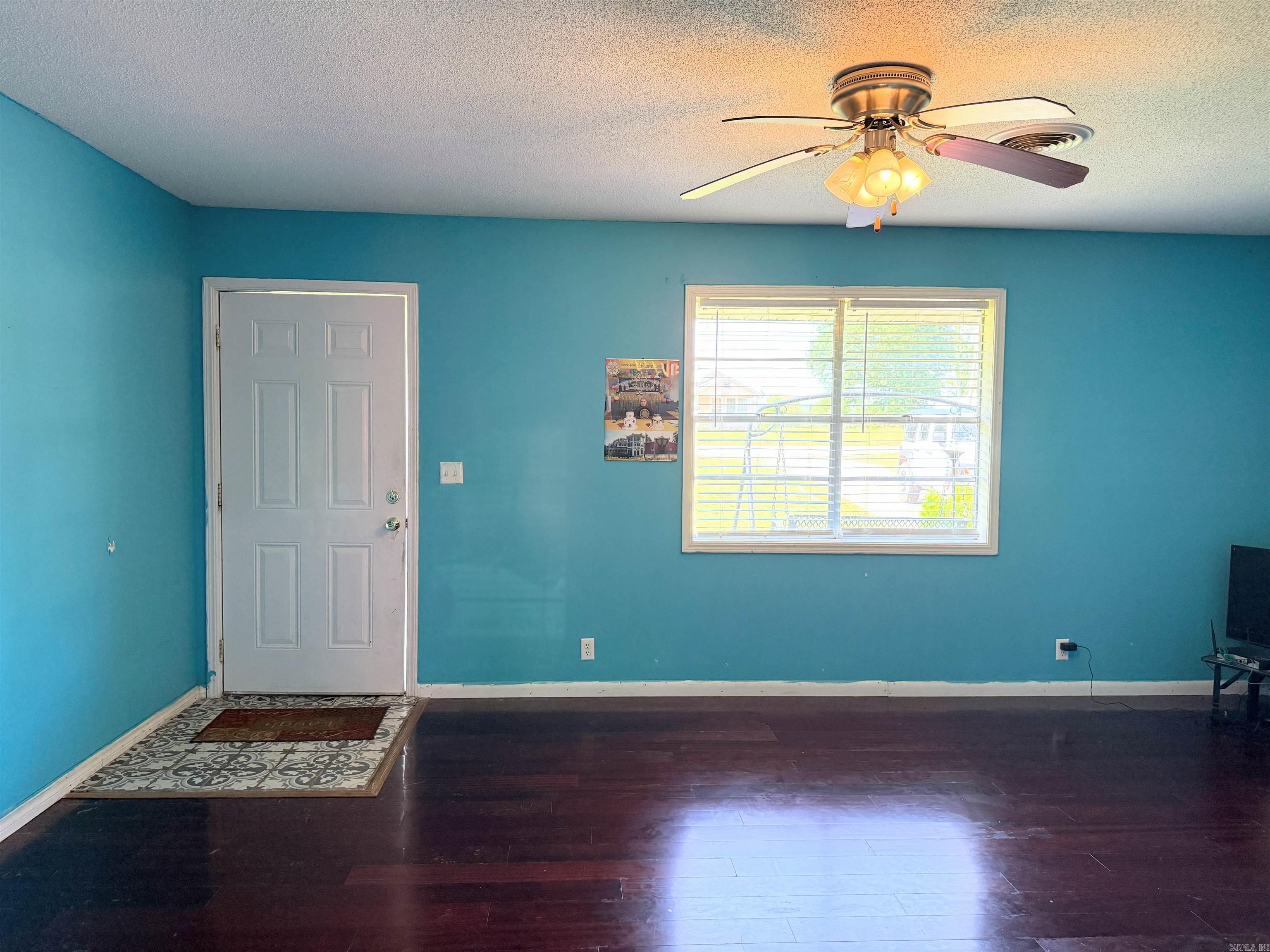 9871 Highway 64  Clarksville, AR