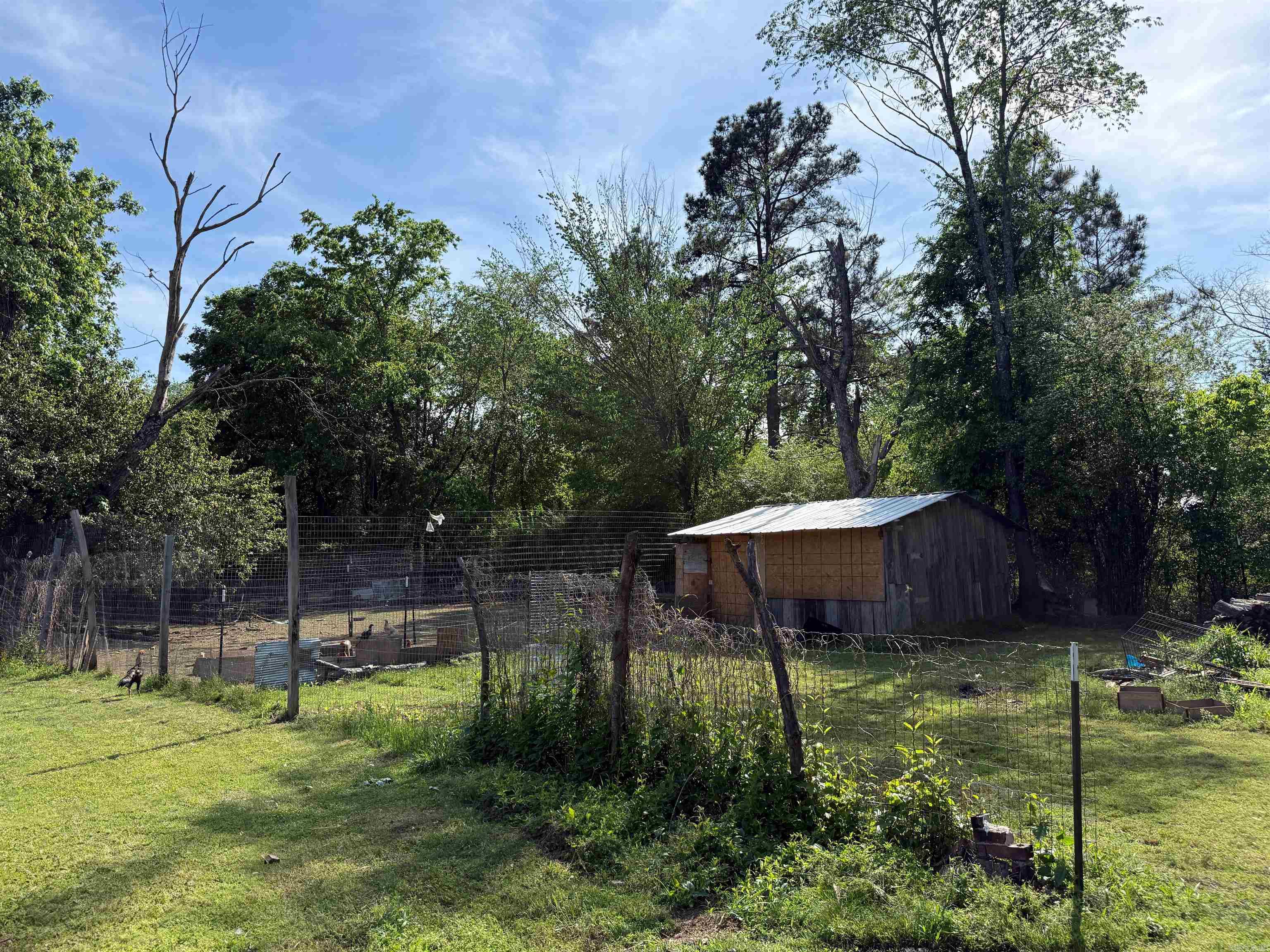 9871 Highway 64  Clarksville, AR