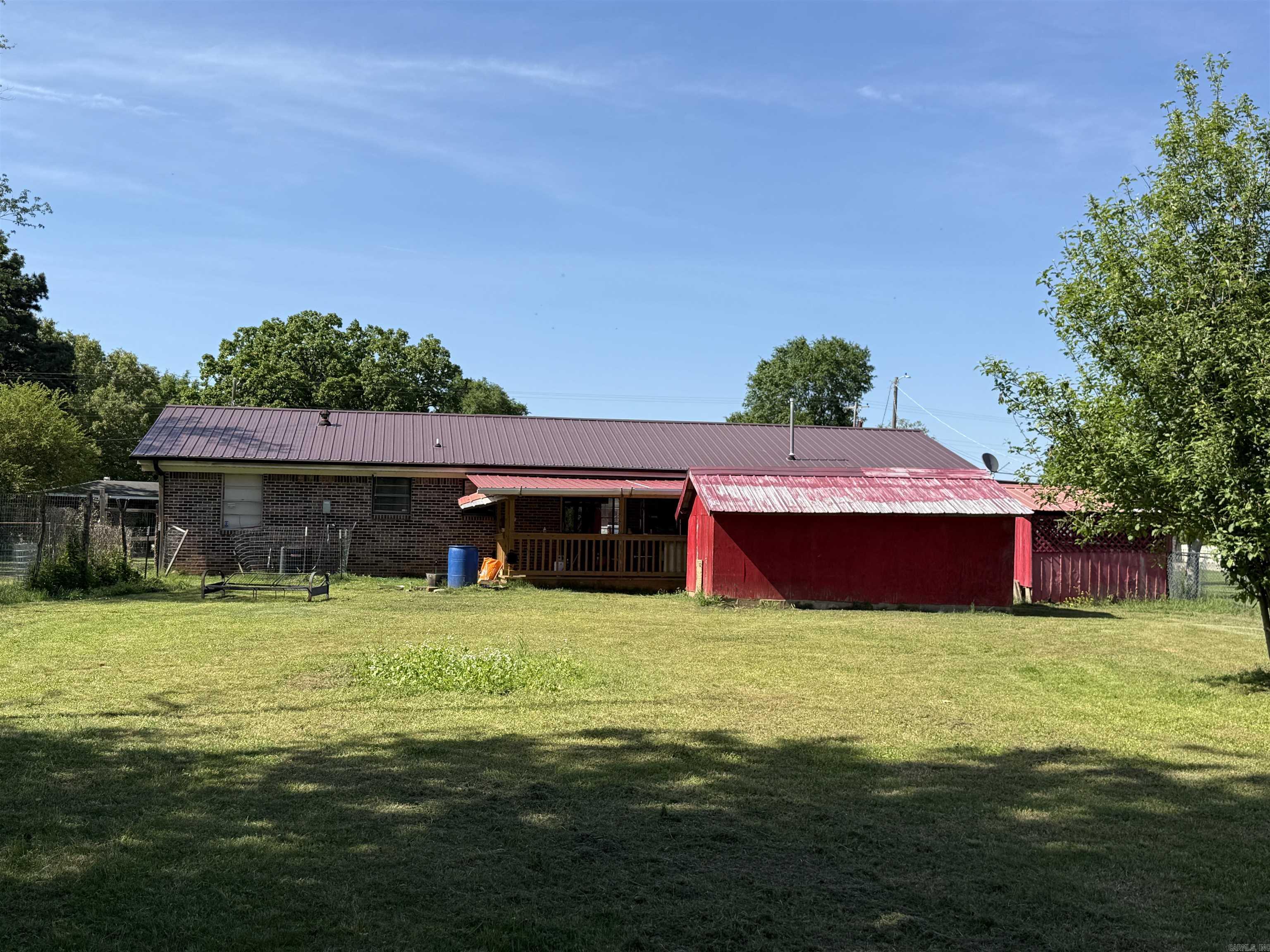 9871 Highway 64  Clarksville, AR