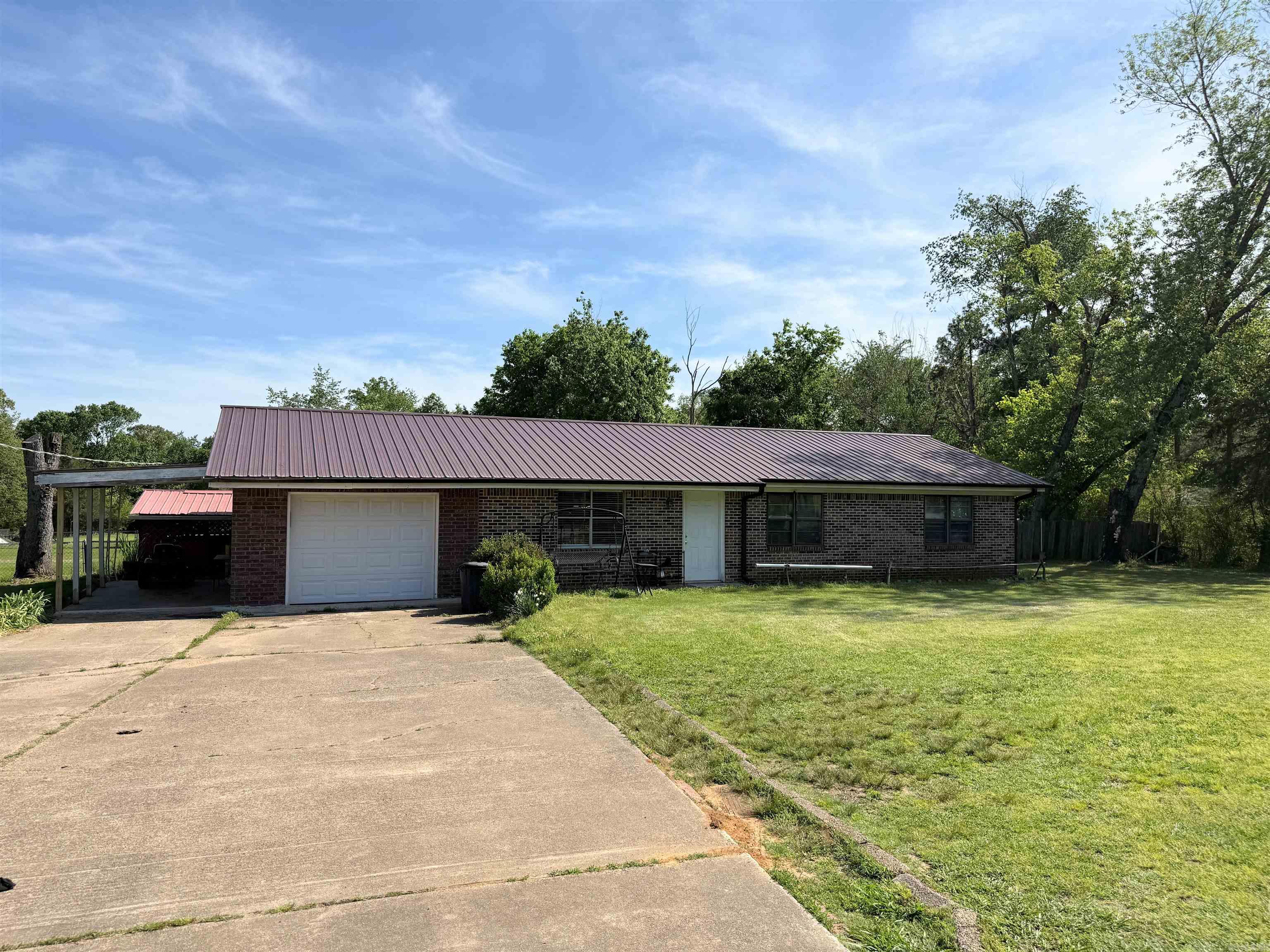 9871 Highway 64  Clarksville, AR