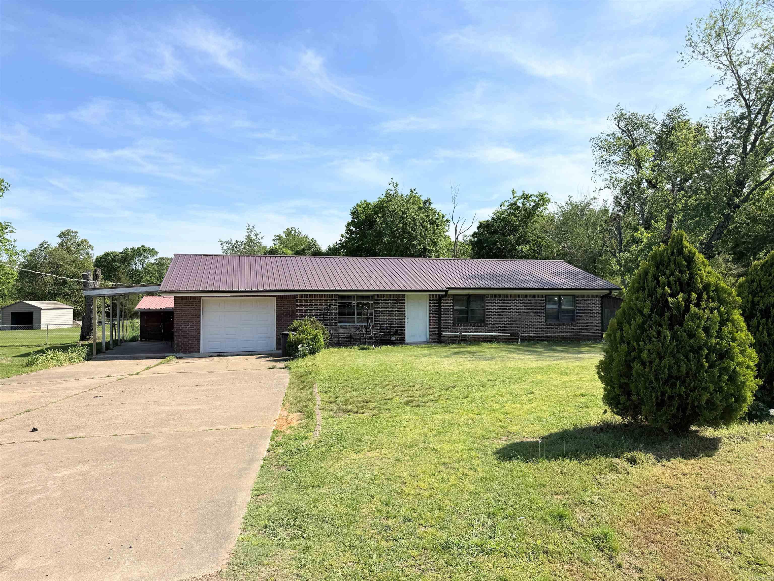 9871 Highway 64  Clarksville, AR