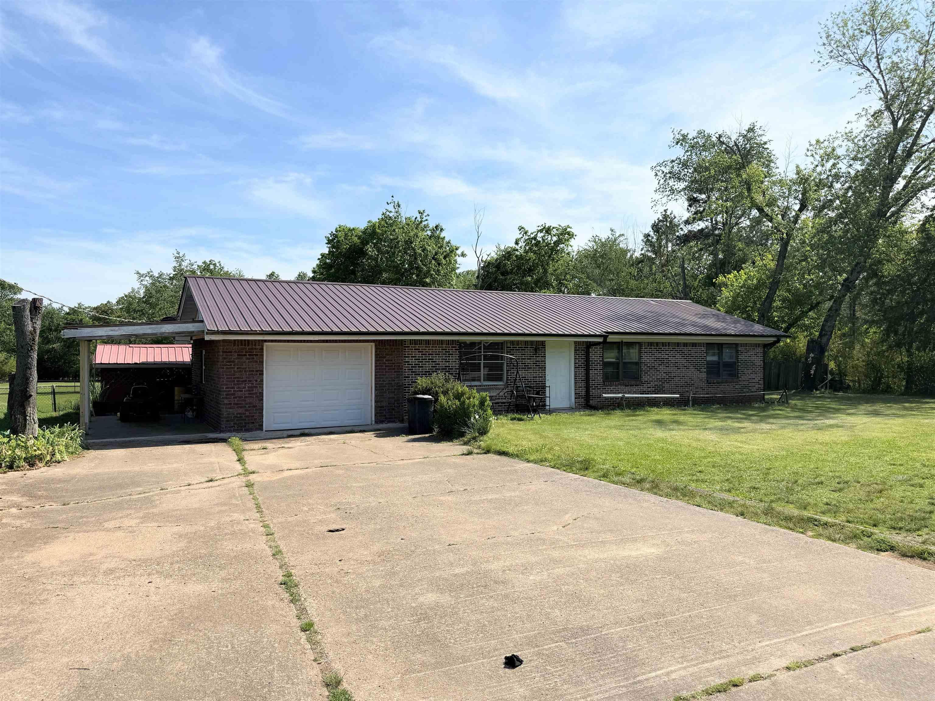 9871 Highway 64  Clarksville, AR