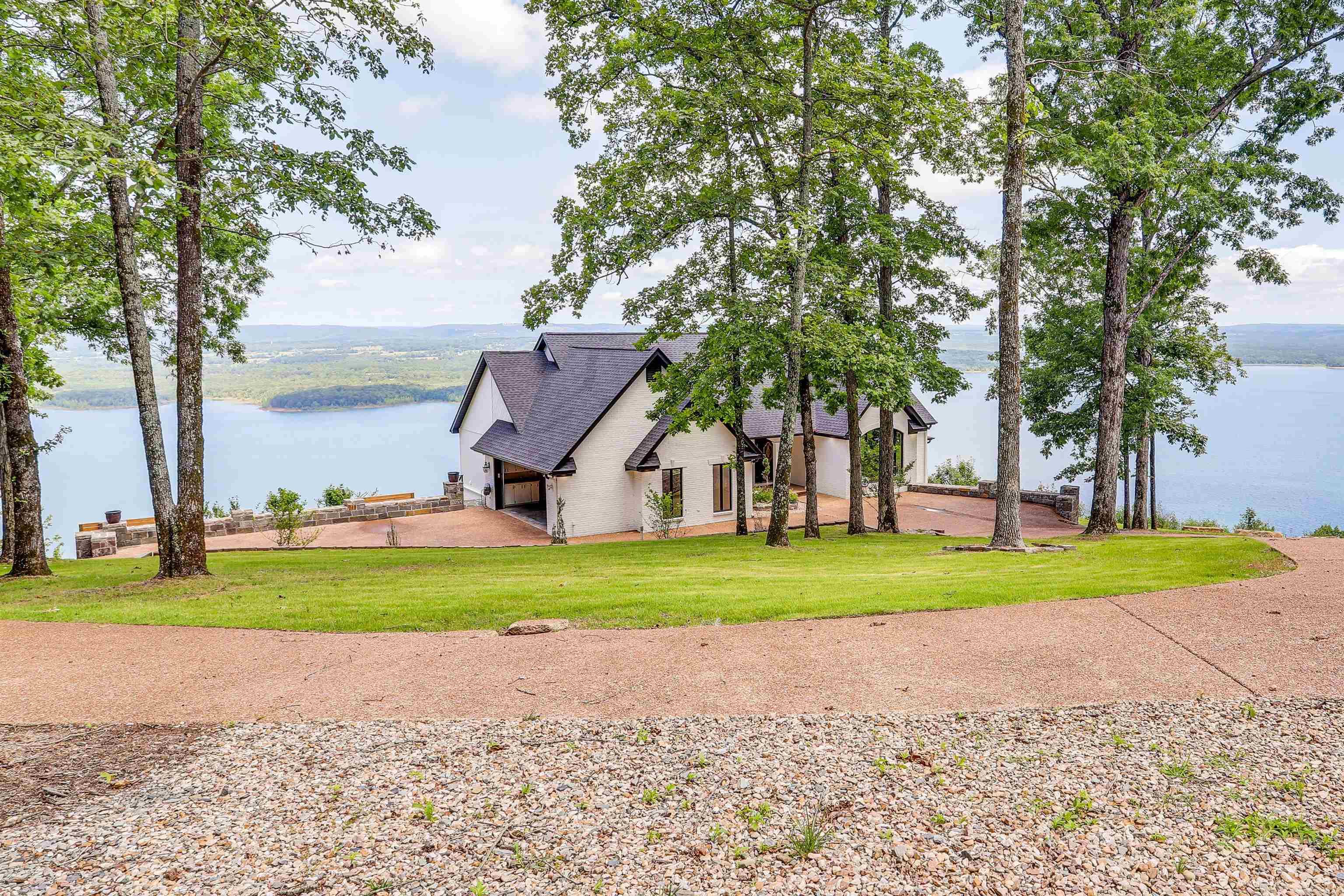 2187 Diamond Bluff  Quitman, AR
