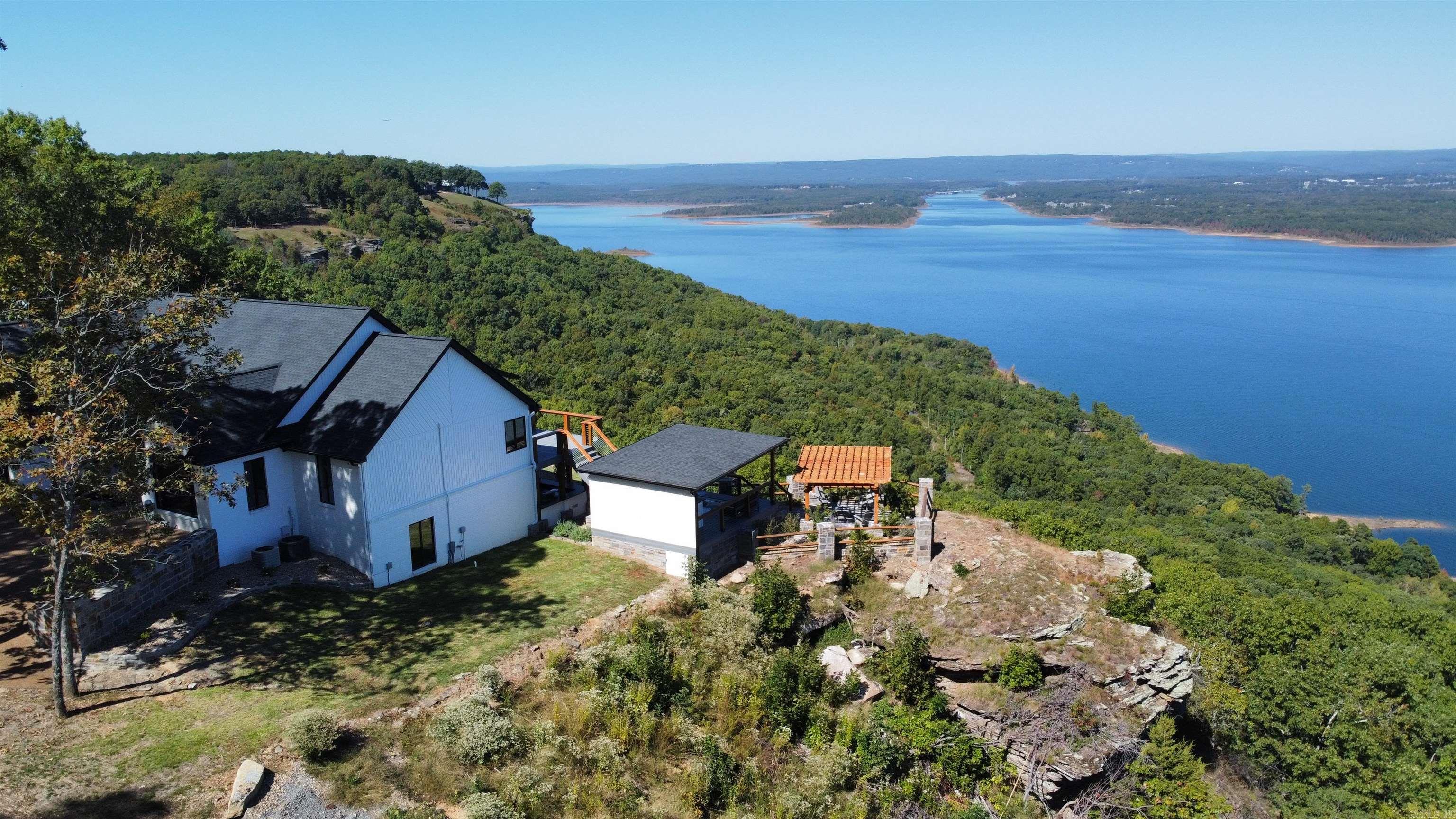 2187 Diamond Bluff  Quitman, AR