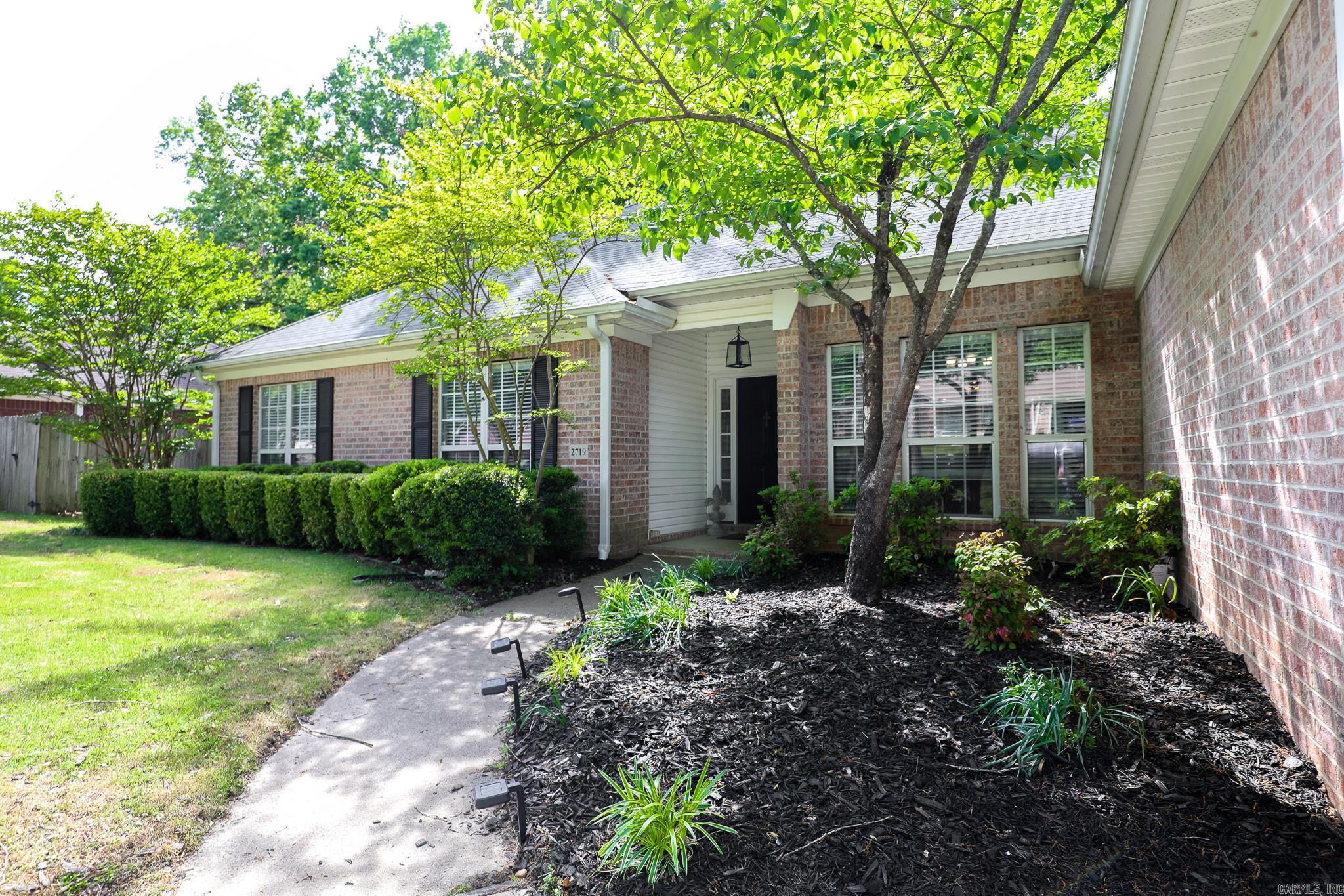 2719 MILLBROOK DR  Benton, AR