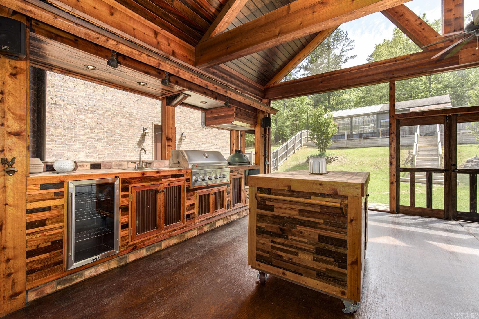 11311 Garrison  Little Rock, AR