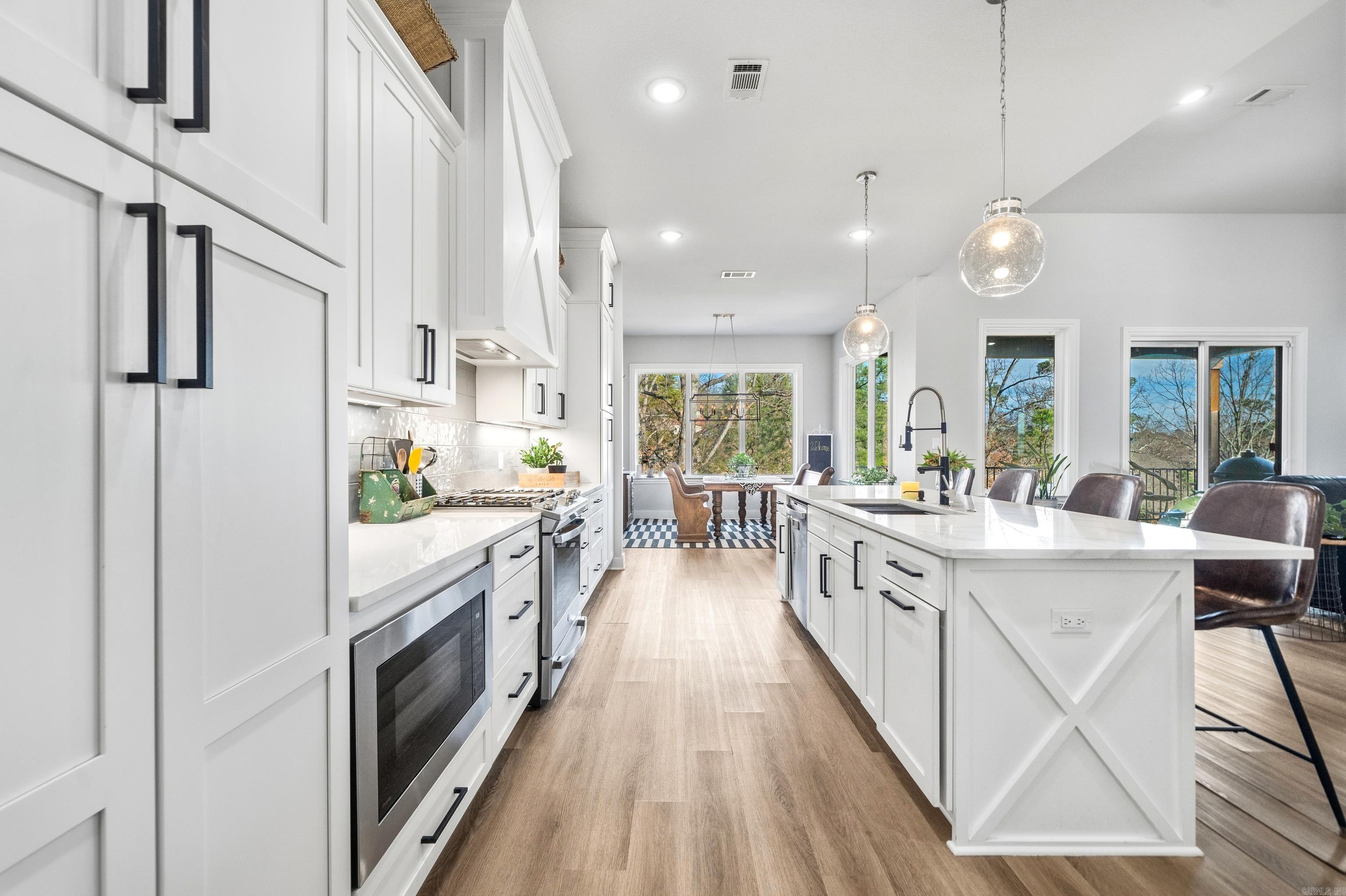 121 Oneida  Maumelle, AR