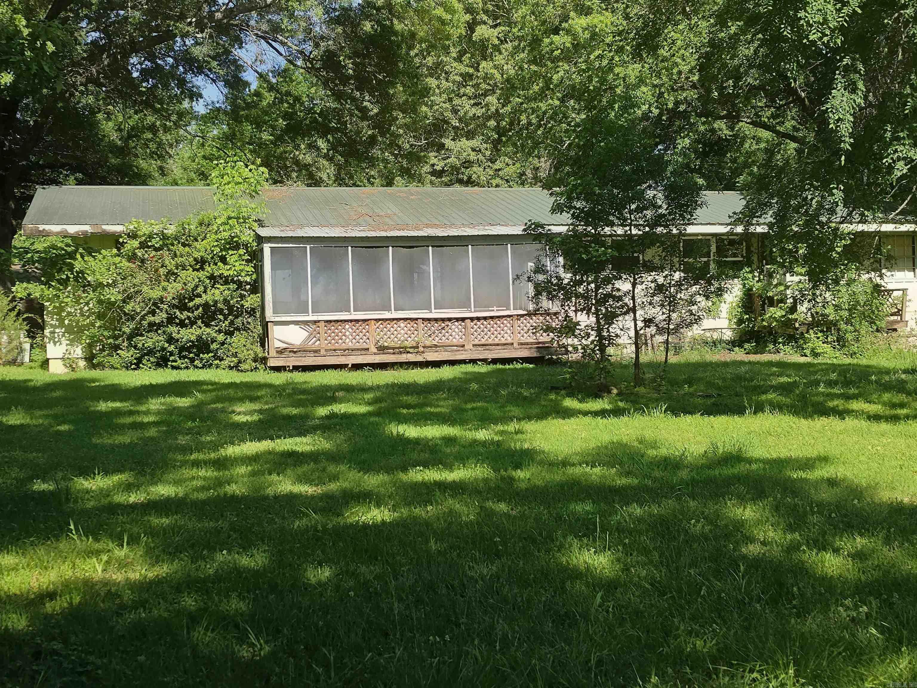 16 Roberts  Mayflower, AR