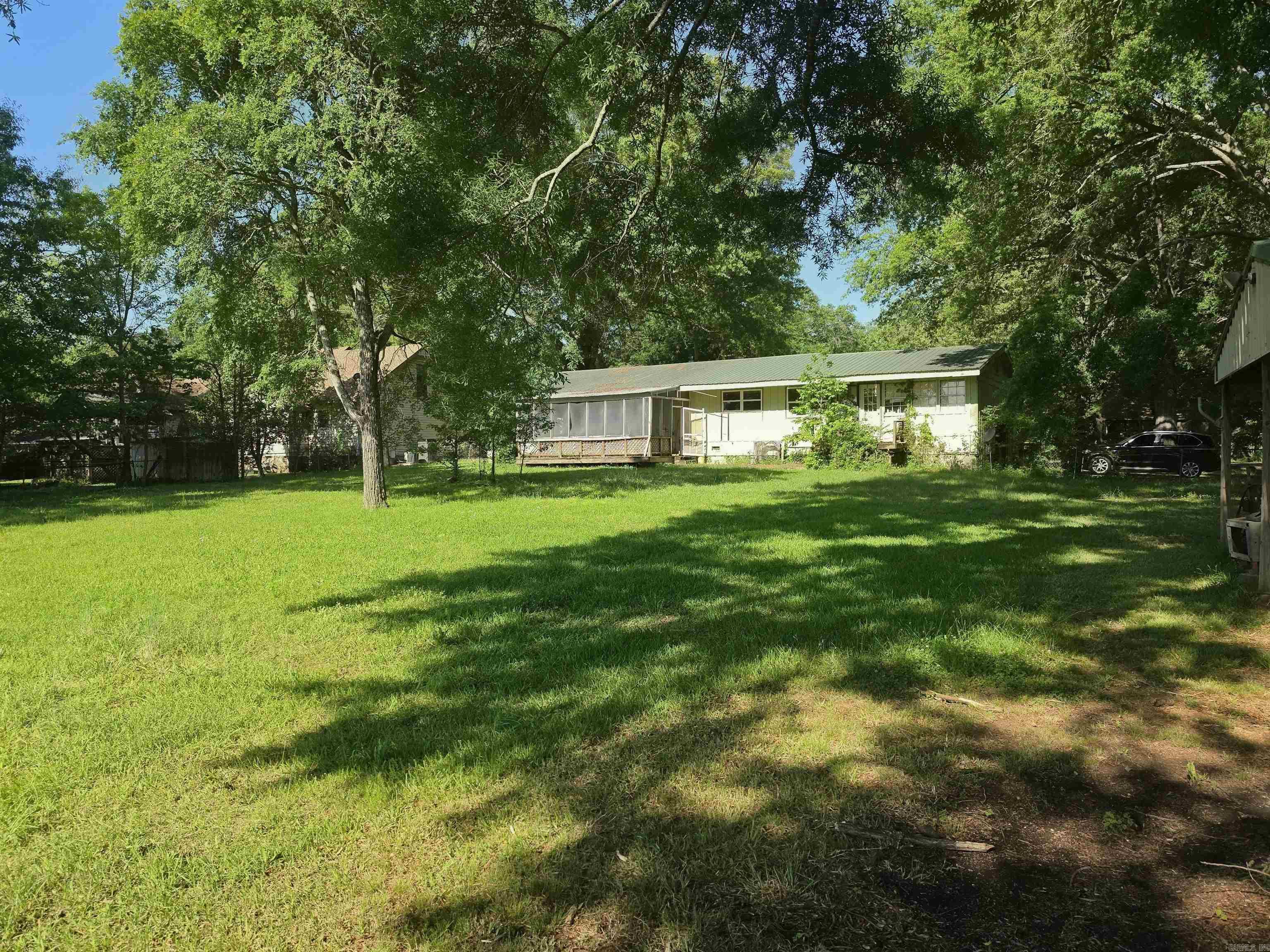 16 Roberts  Mayflower, AR