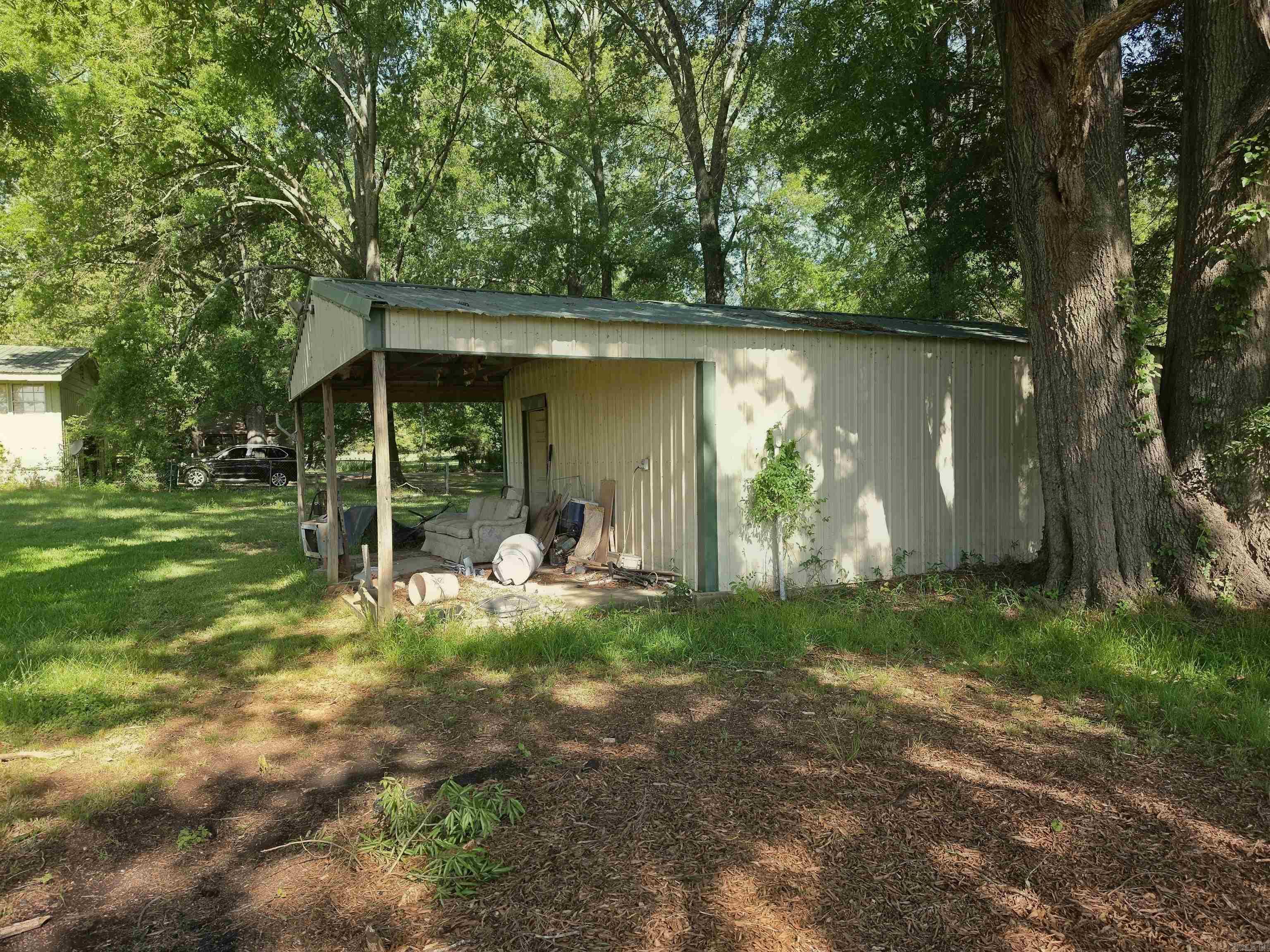 16 Roberts  Mayflower, AR