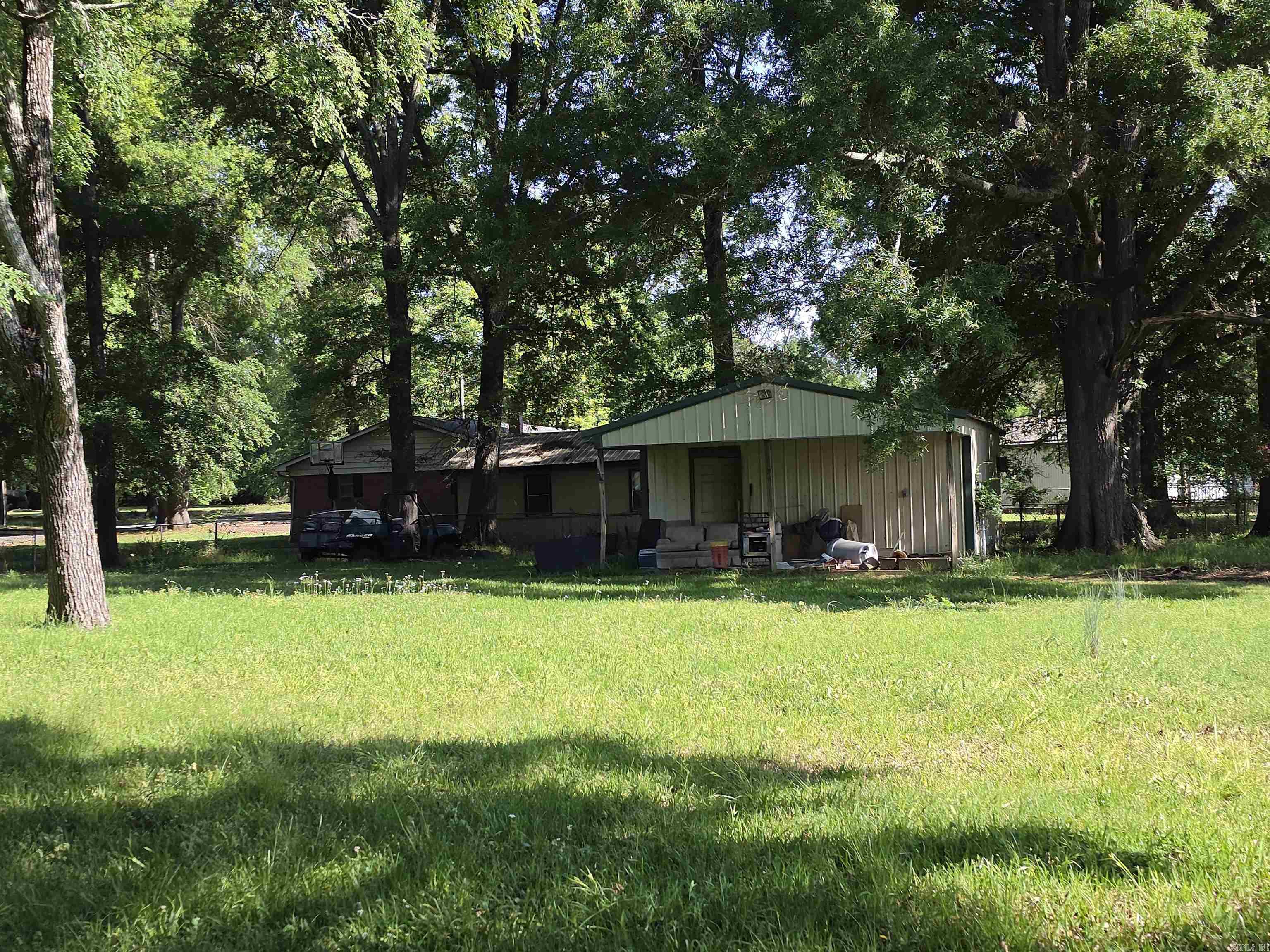 16 Roberts  Mayflower, AR