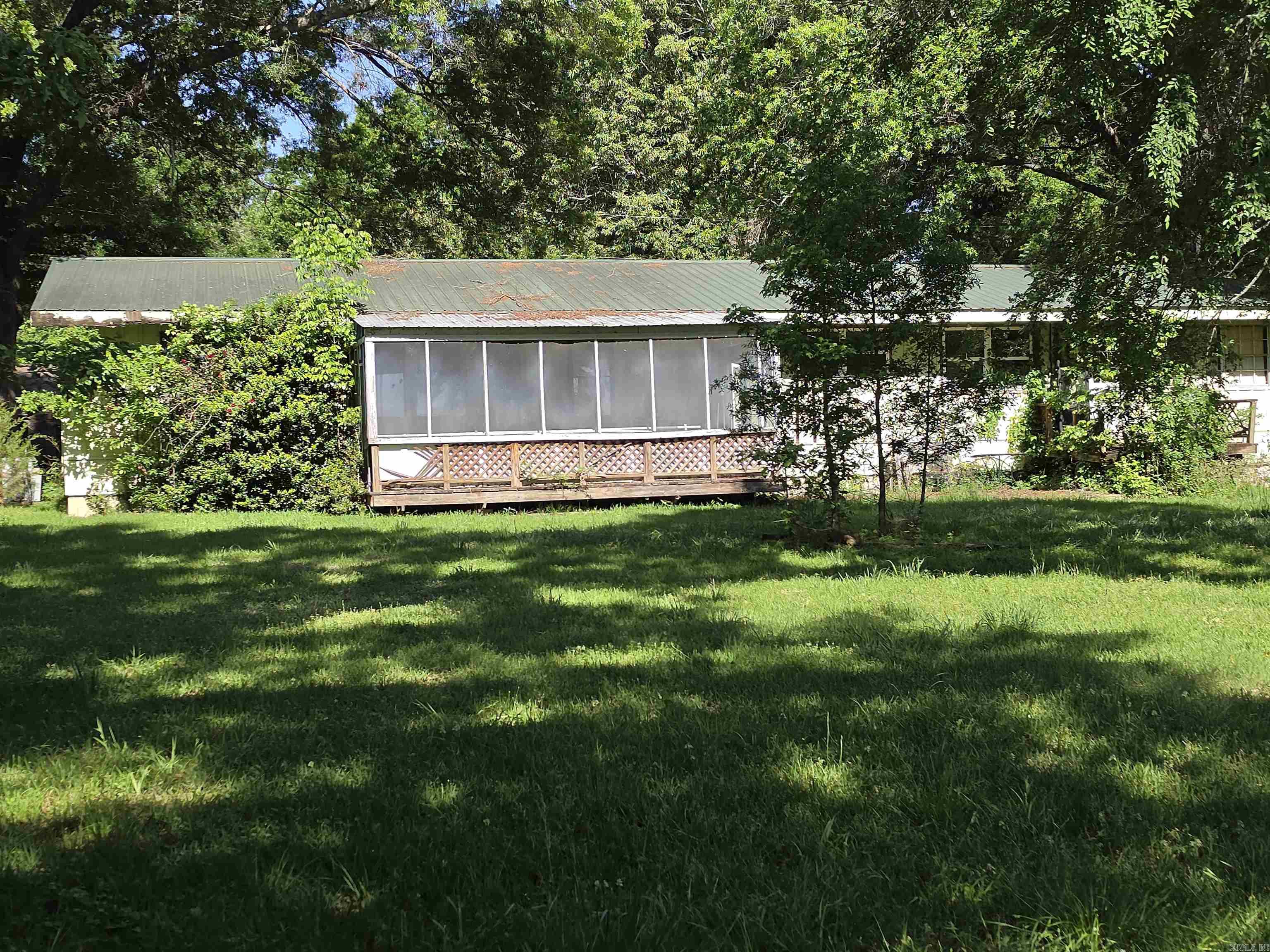 16 Roberts  Mayflower, AR