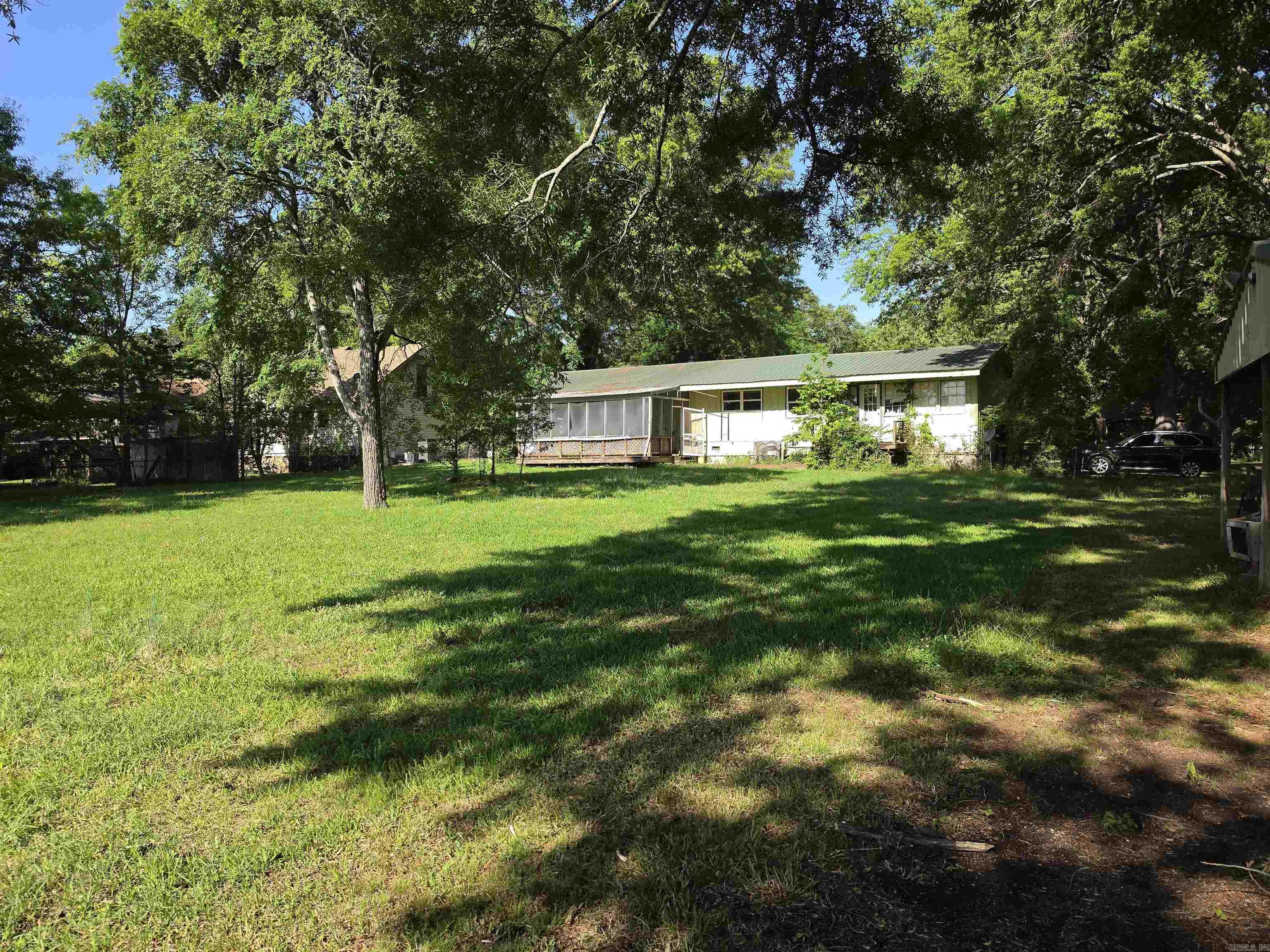 16 Roberts  Mayflower, AR