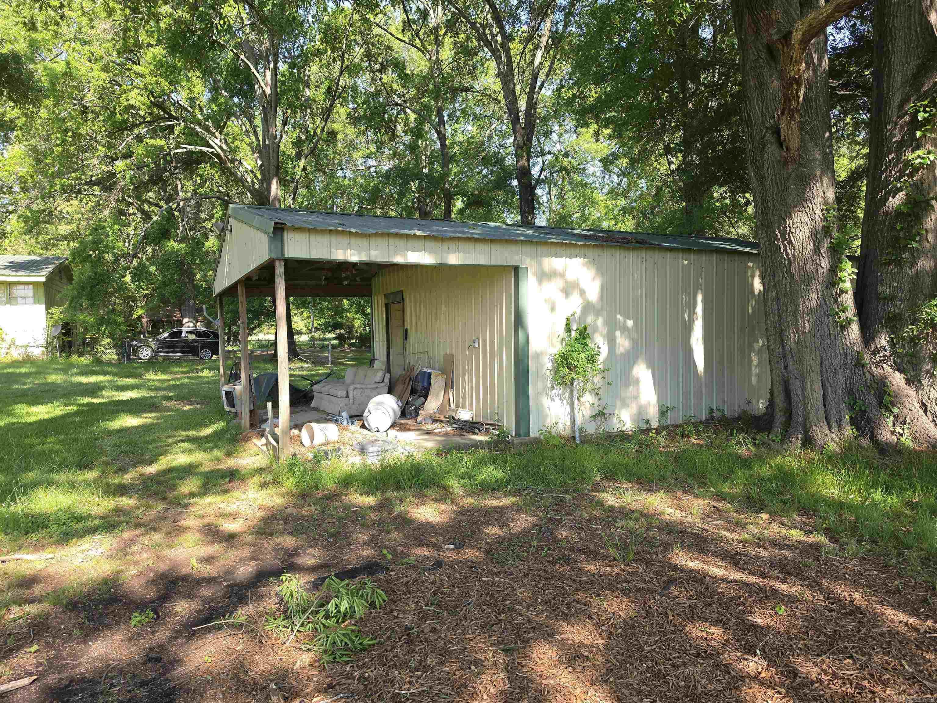16 Roberts  Mayflower, AR