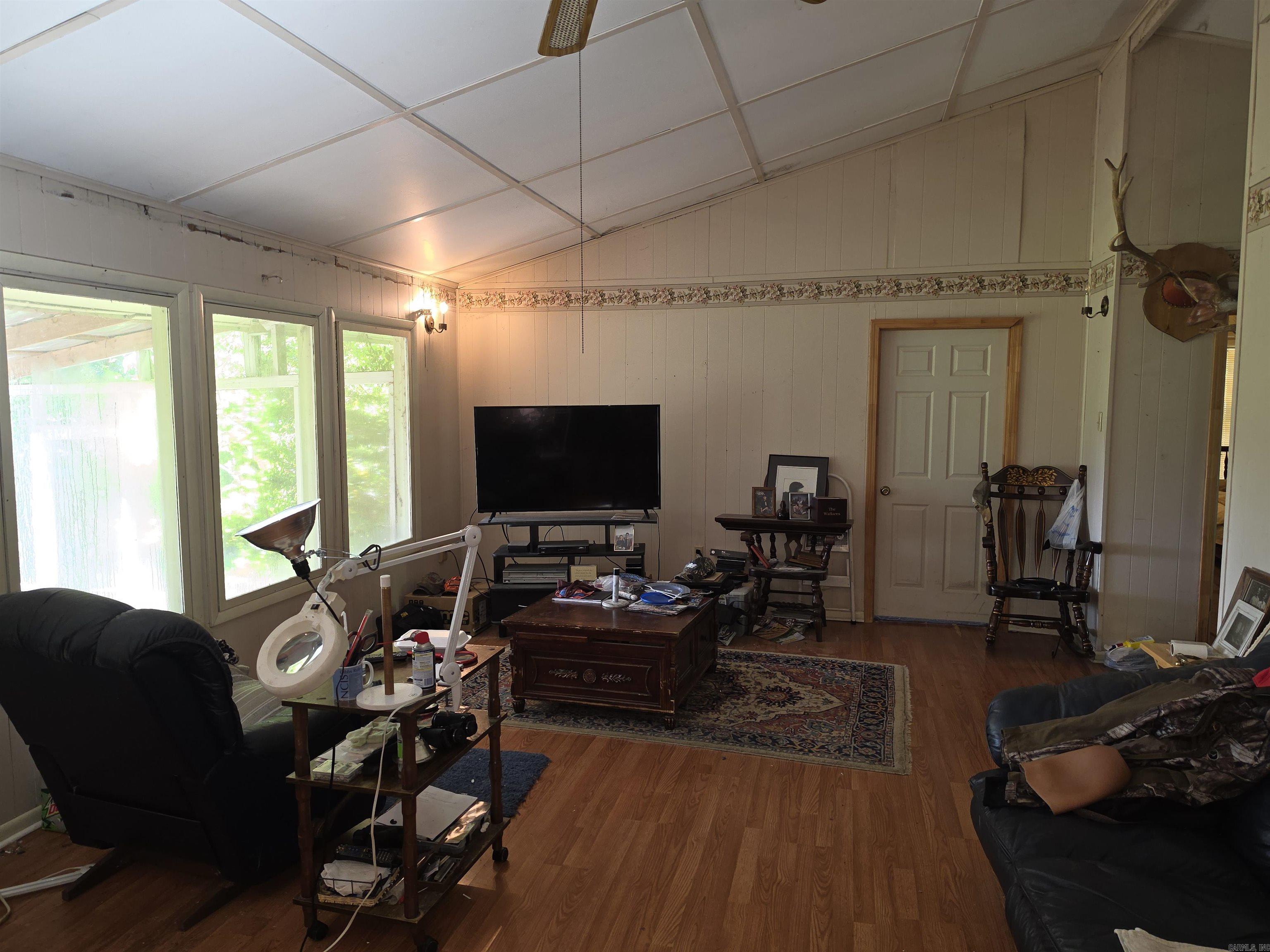 16 Roberts  Mayflower, AR