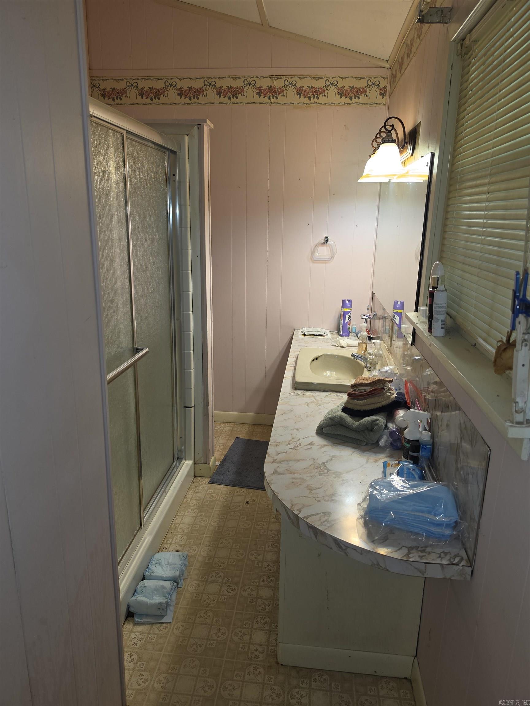 16 Roberts  Mayflower, AR