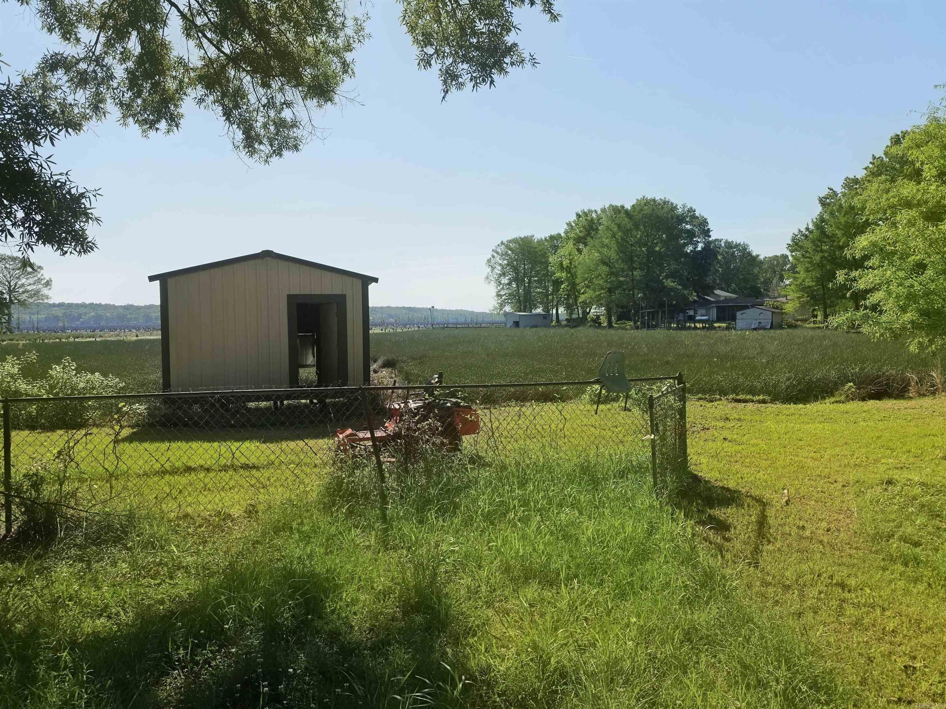 16 Roberts  Mayflower, AR