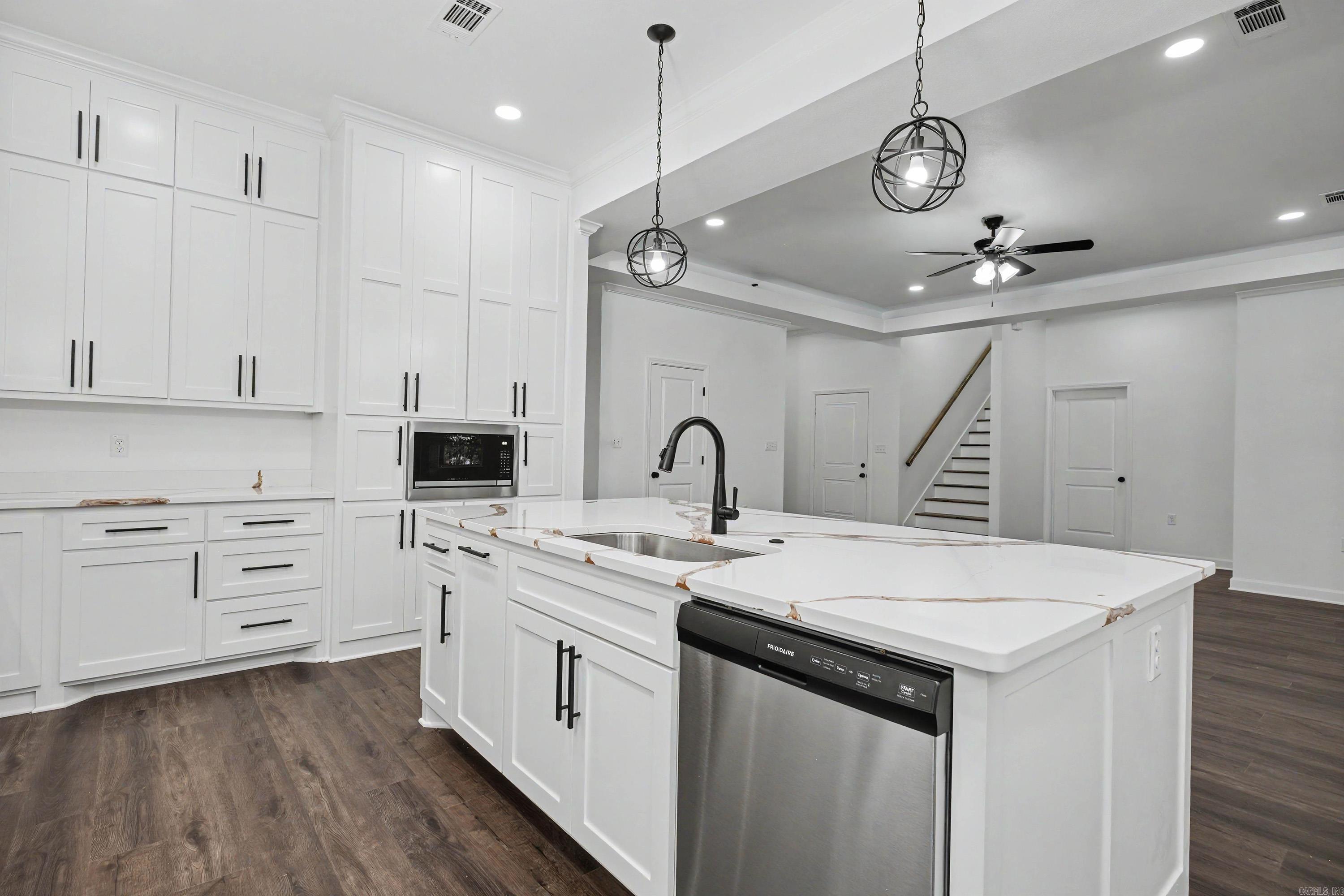 7048 Agua Blanca  Shannon Hills, AR