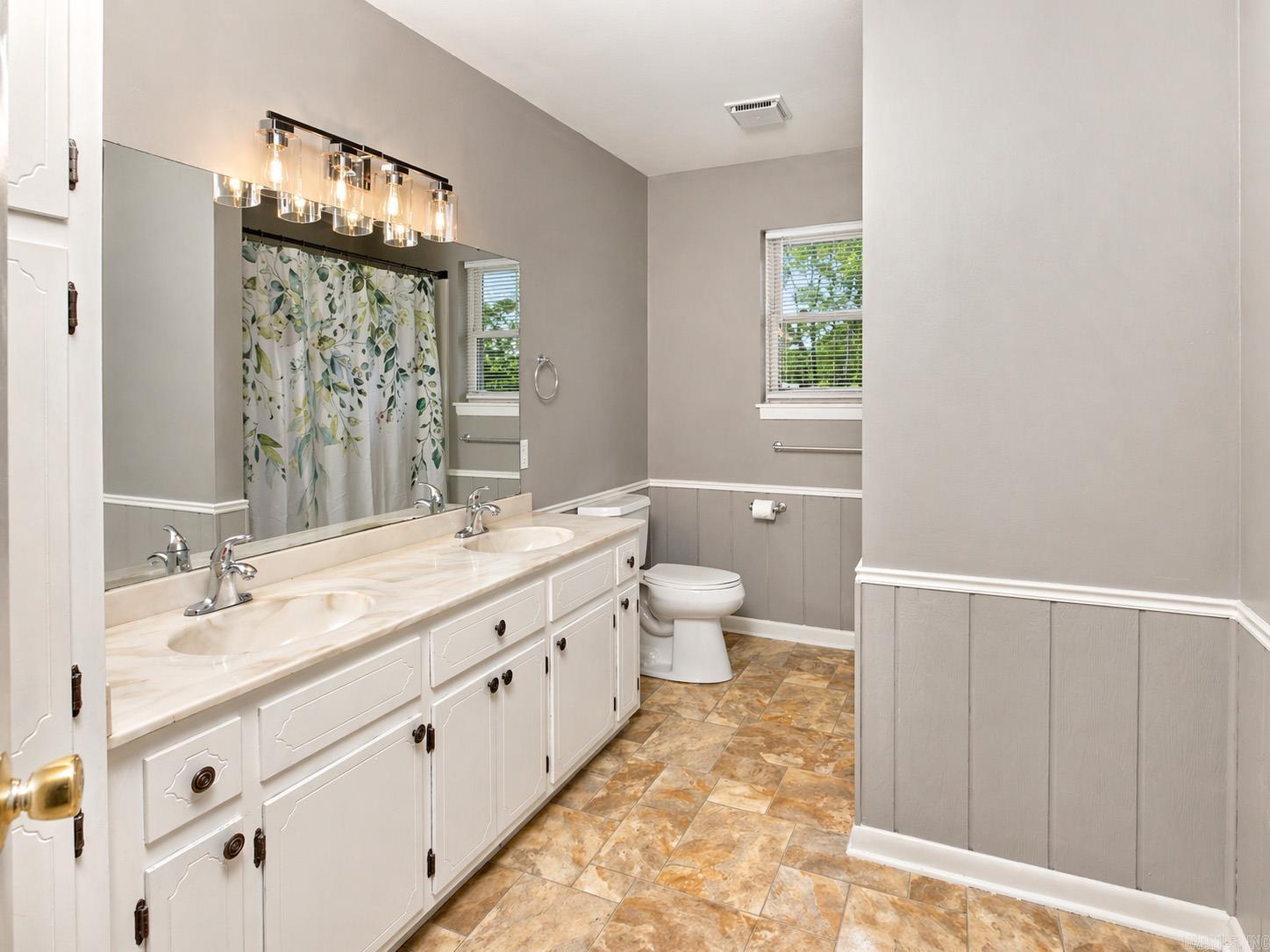 410 Rolling Hills  White Hall, AR