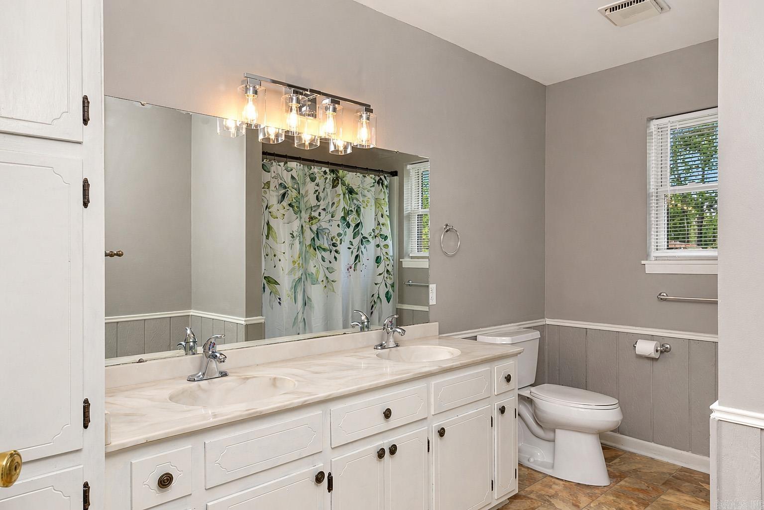 410 Rolling Hills  White Hall, AR