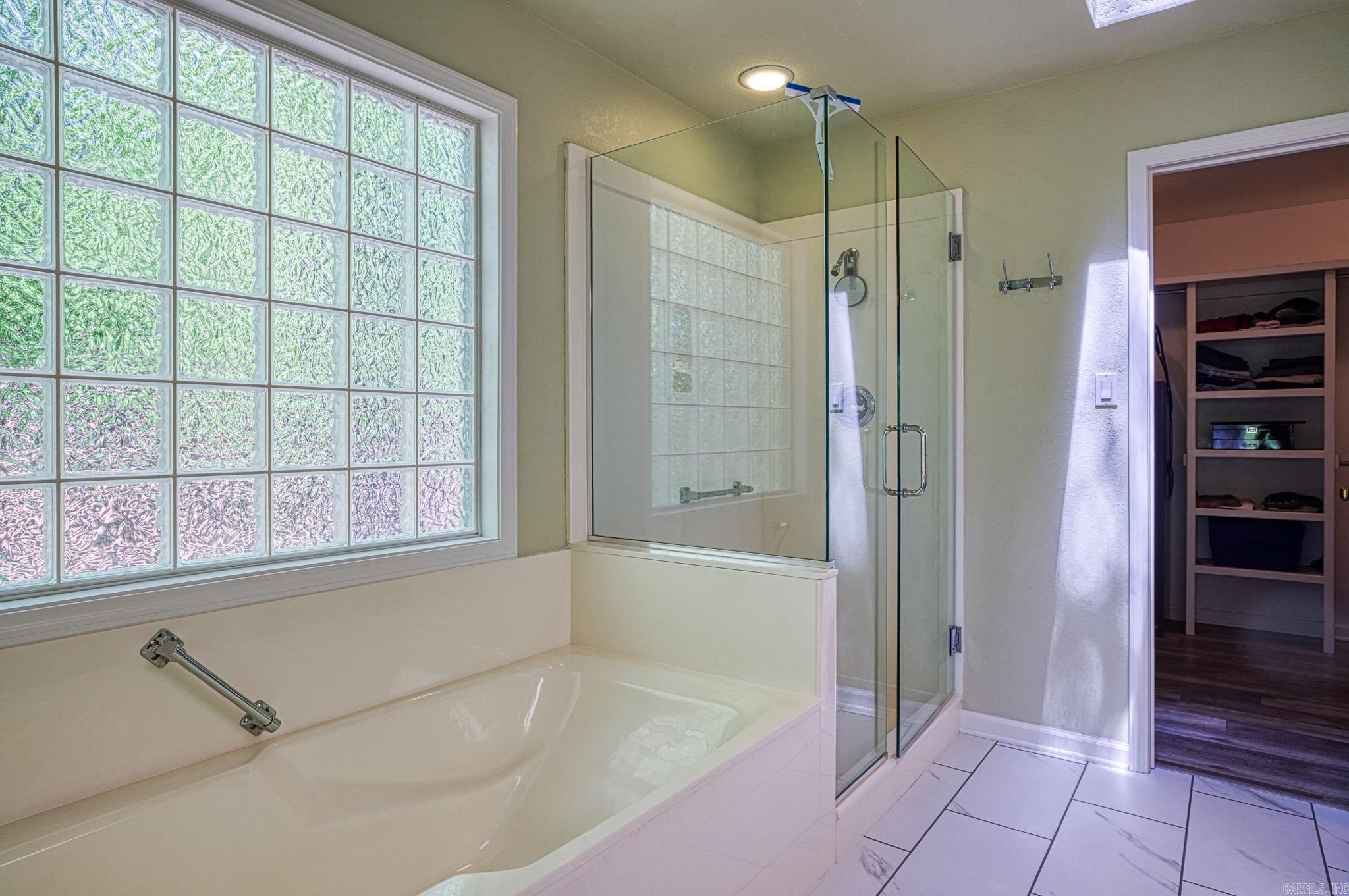 21 Badajoz Way  Hot Springs Village, AR